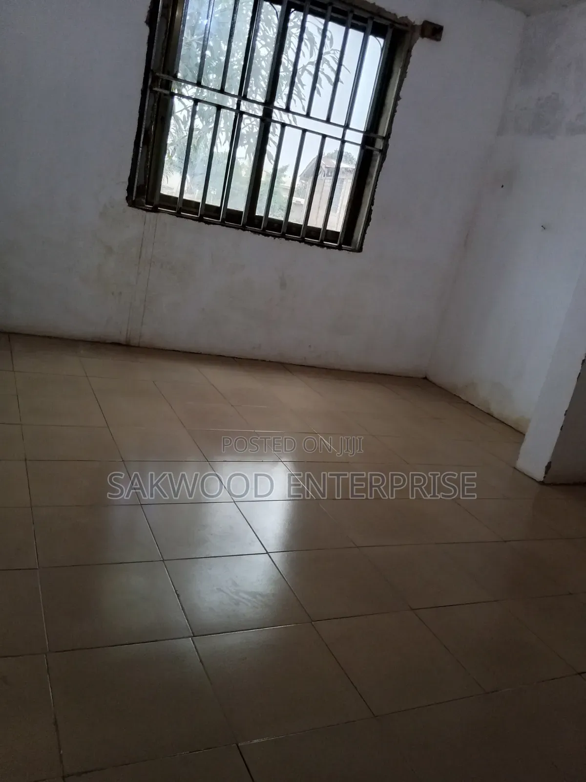 1bdrm Apartment in Sakwood Enterprise, Danfa for rent in Danfa