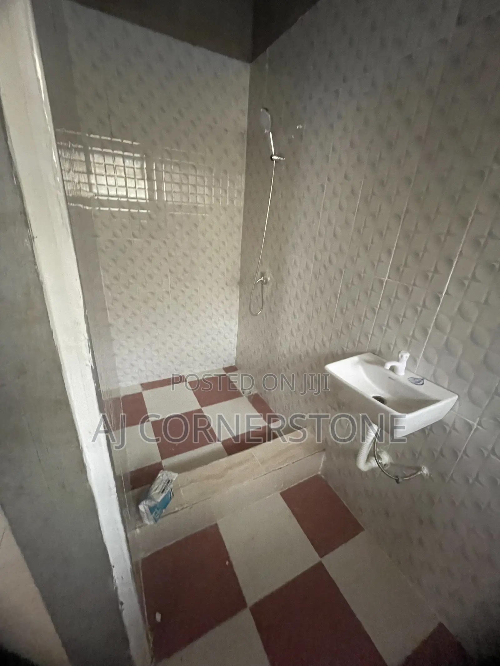 2bdrm House in Pokuase for rent in Pokuase