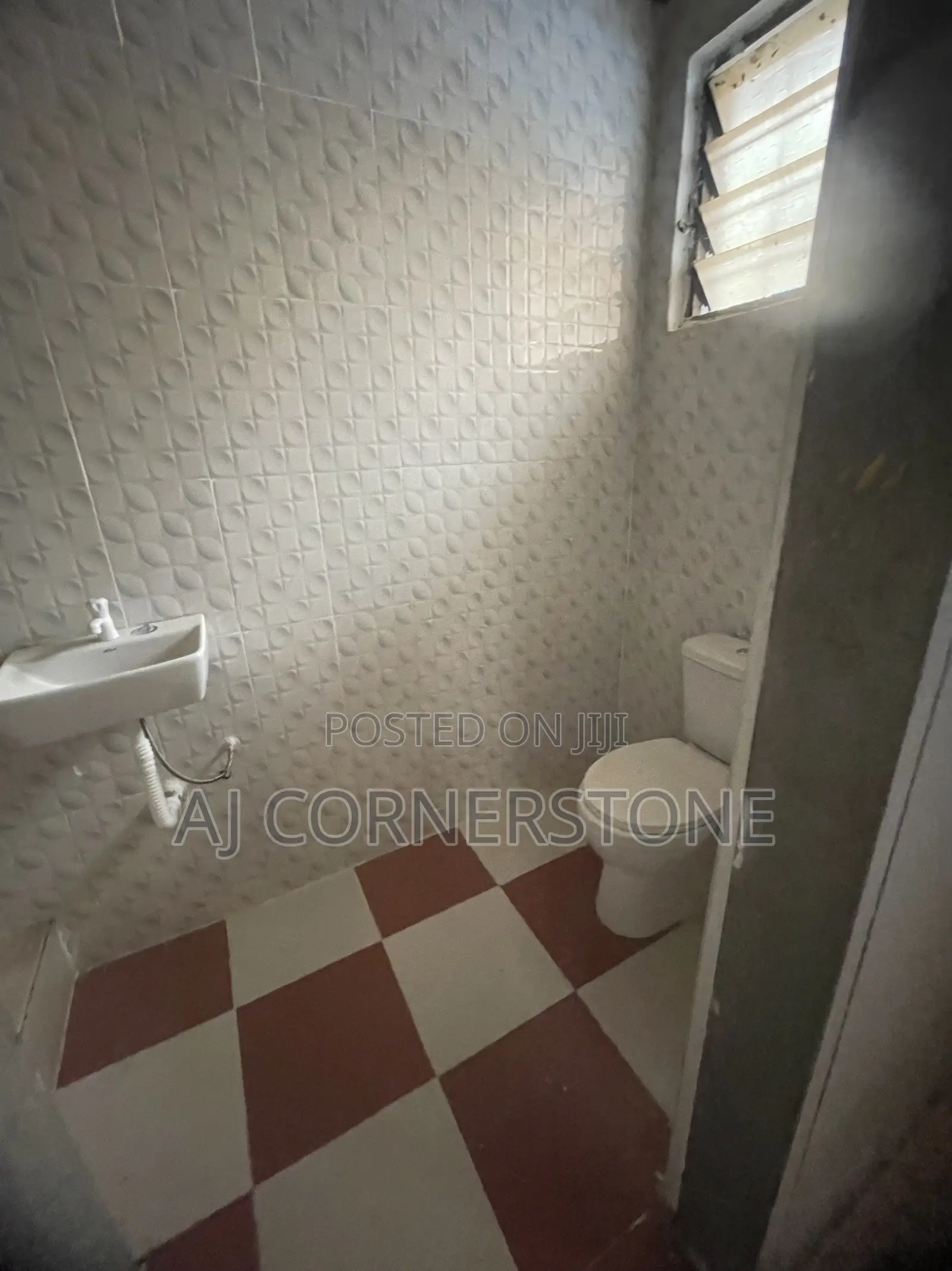 2bdrm House in Pokuase for rent in Pokuase