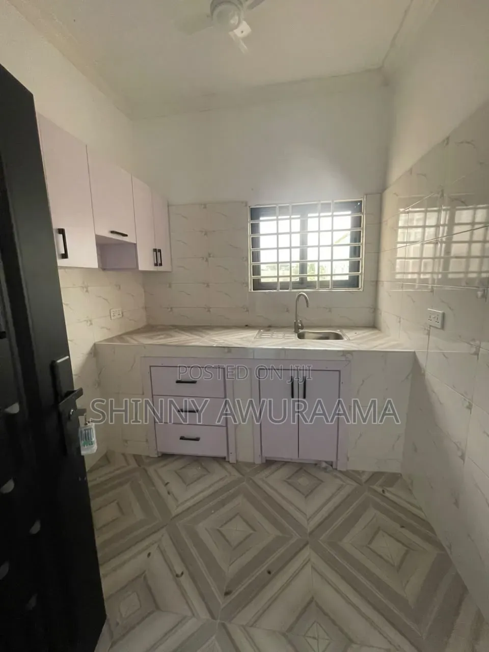 1bdrm Apartment in Nanakrom Melcom, School Junction for rent in School Junction