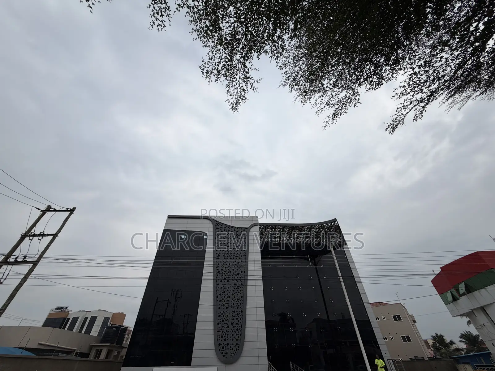 Prime Commercial Space for Rent in Dzorwulu