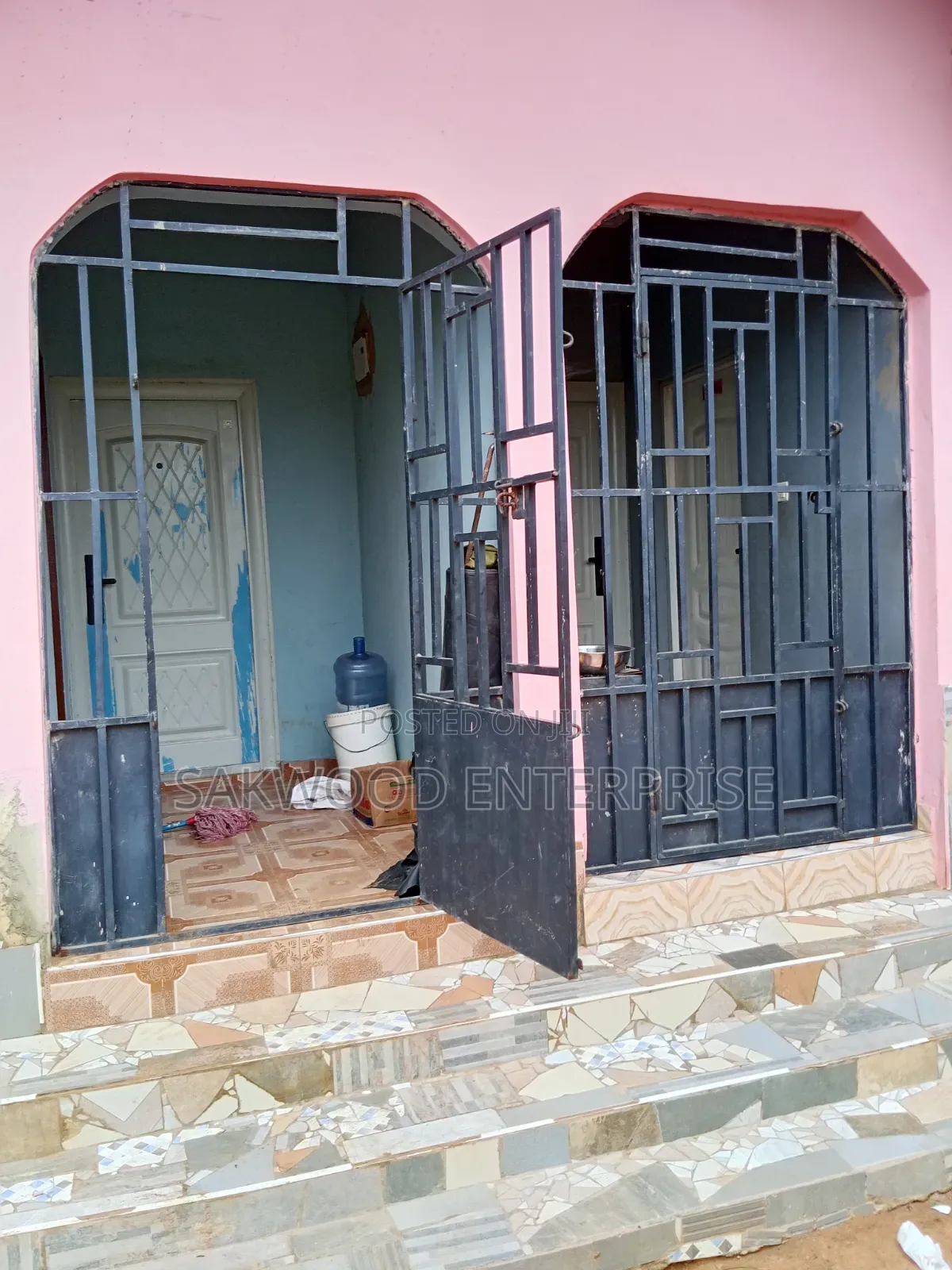 1bdrm Apartment in Sakwood Enterprise, Danfa for rent in Danfa
