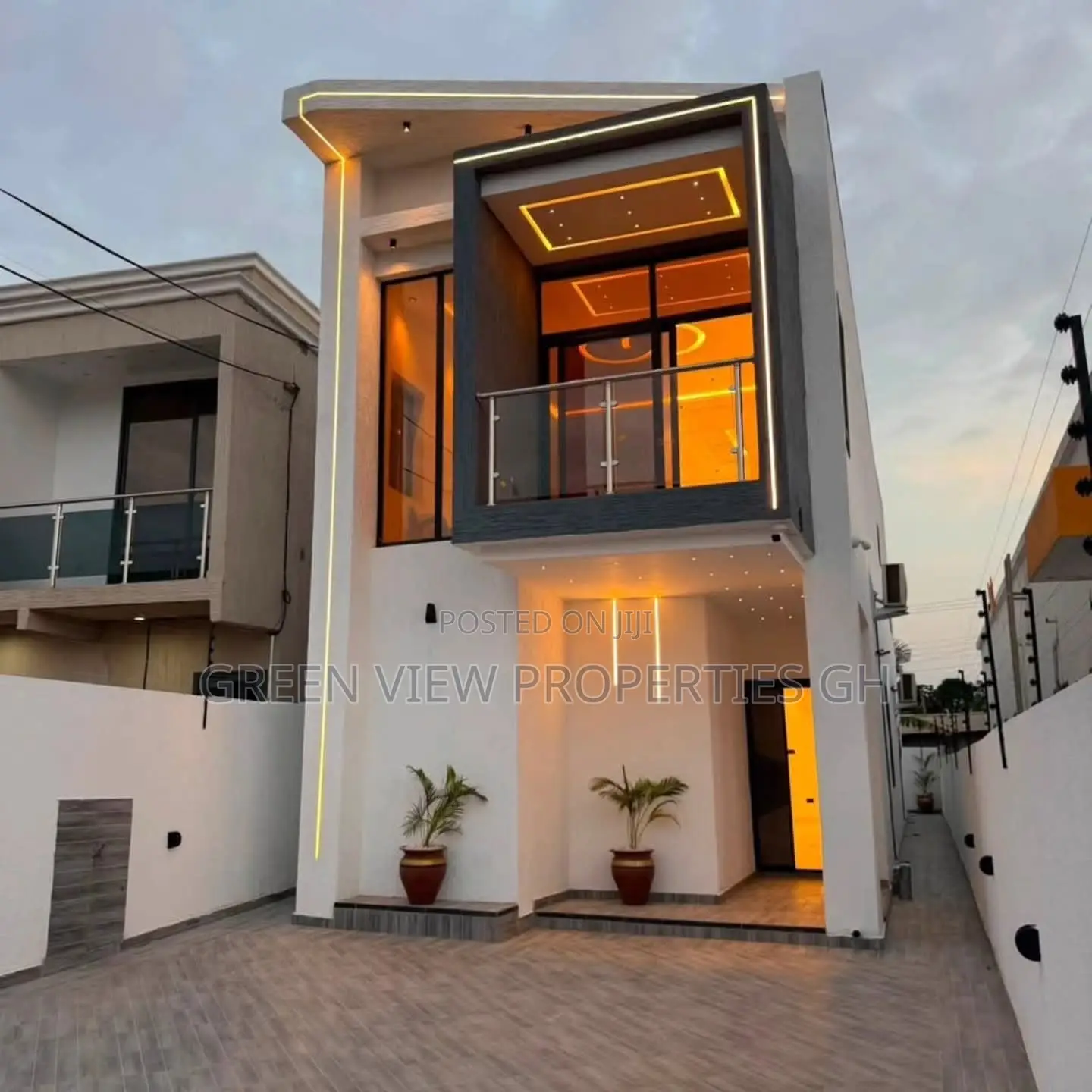 3bdrm Duplex in Lake Side Estate for rent in Lake Side Estate