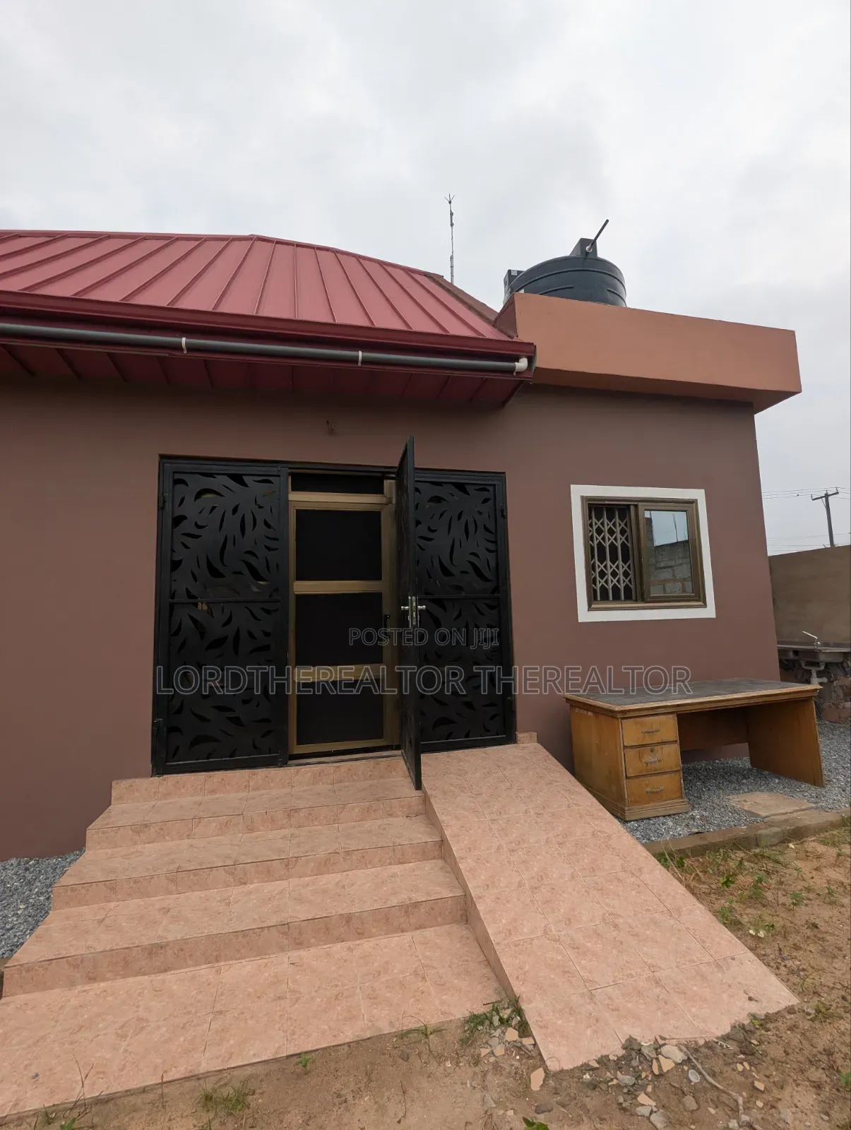 Mini Flat in Ofankor for rent in Ofankor
