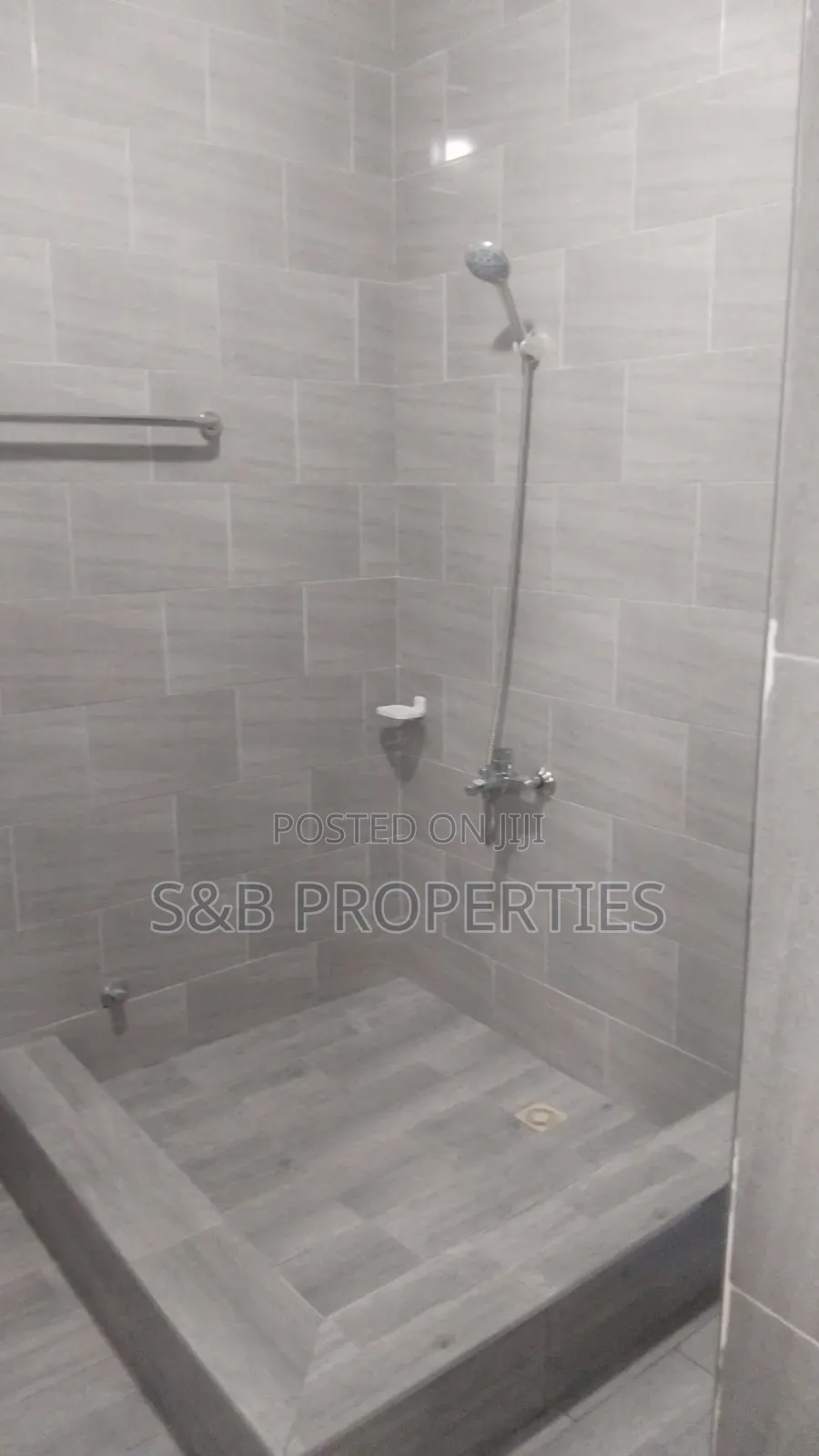 2bdrm Apartment in Kwabenya for rent in Kwabenya