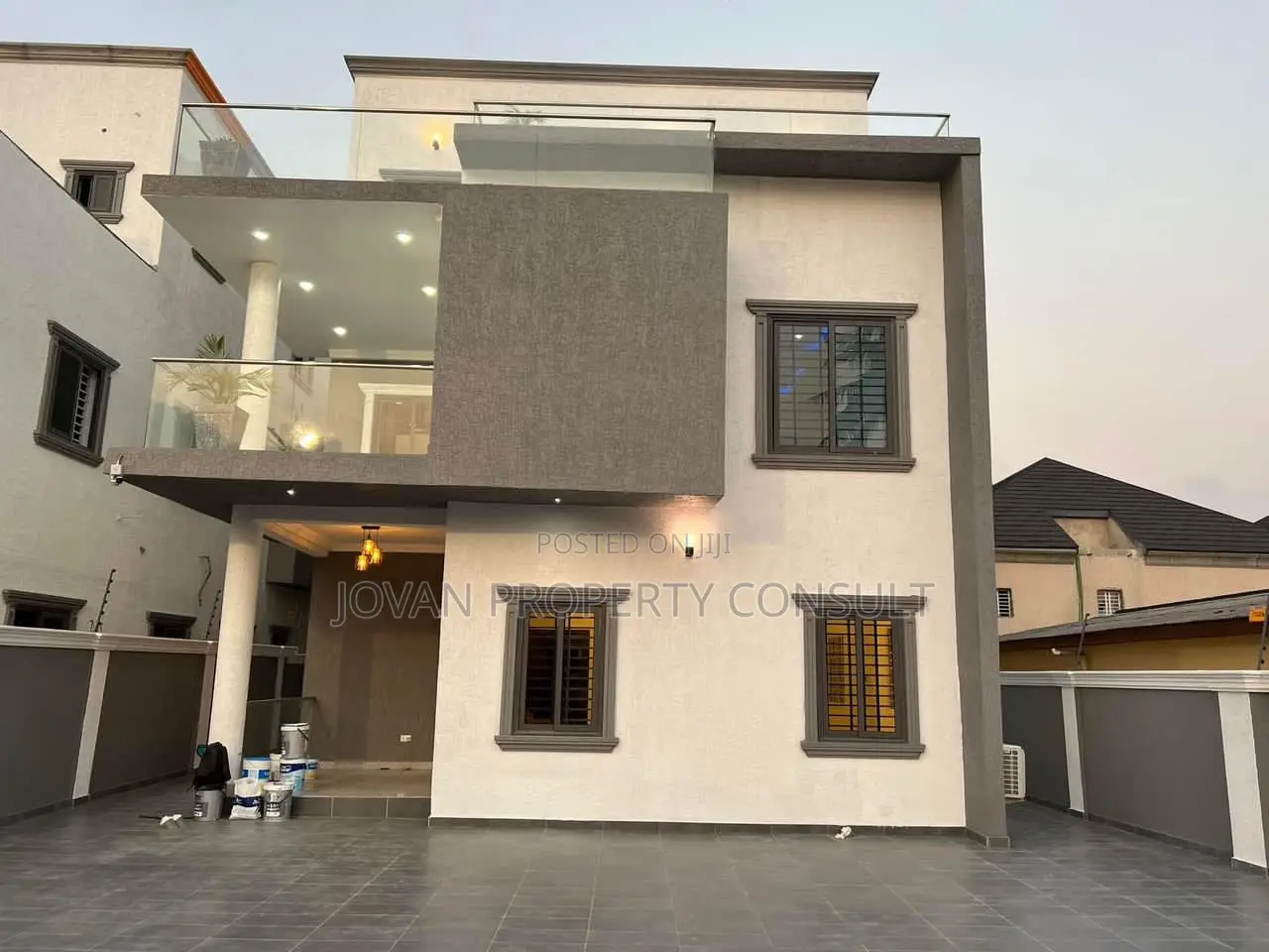 5bdrm House in Achimota for sale in Achimota