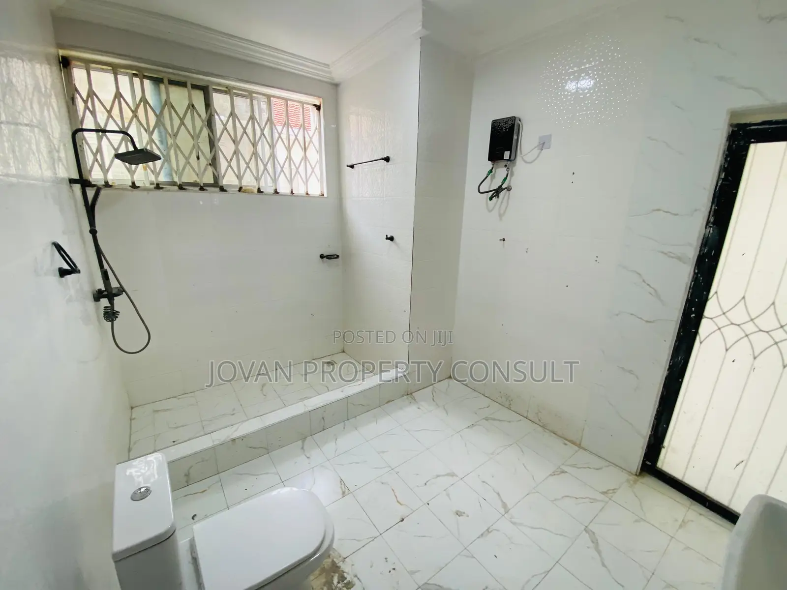 2bdrm Apartment in West Land for rent in West Legon