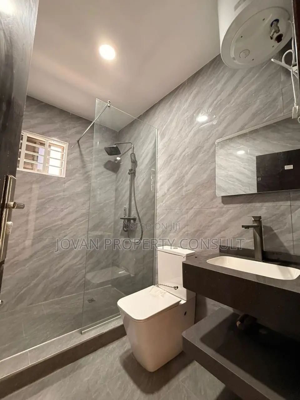 3bdrm House in Achimota for sale in Achimota