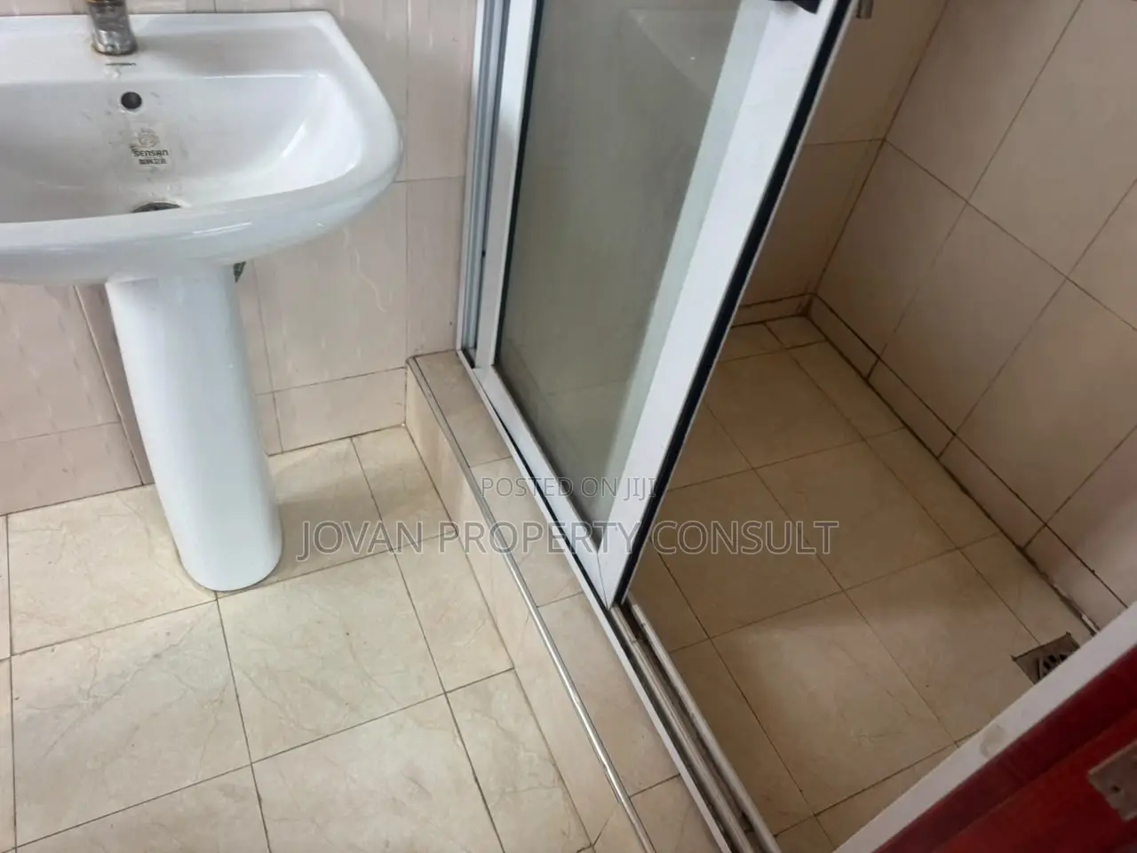 2bdrm House in Taifa for rent in Taifa-Burkina