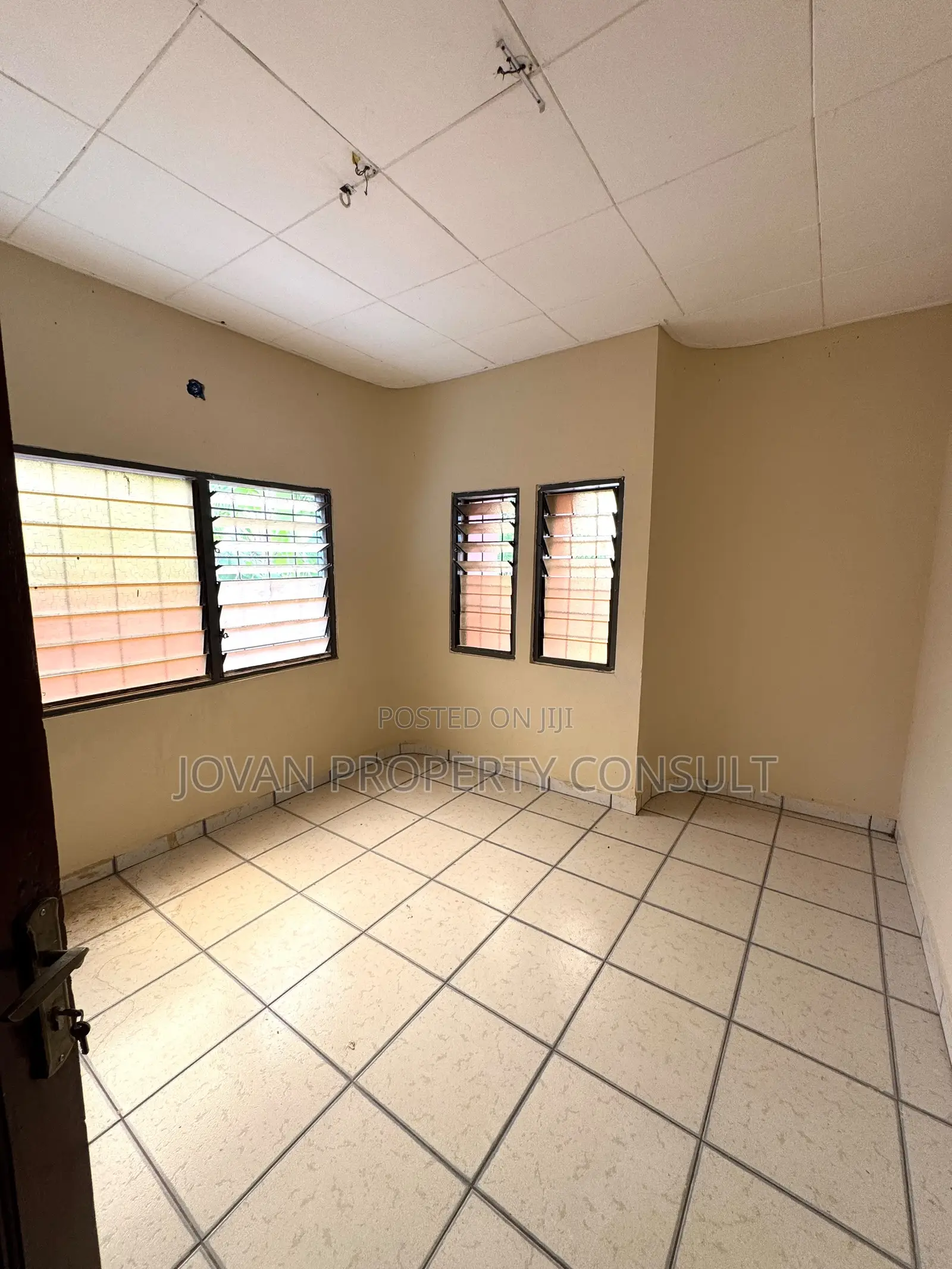 5bdrm House in Achimota Chantan for rent in Achimota