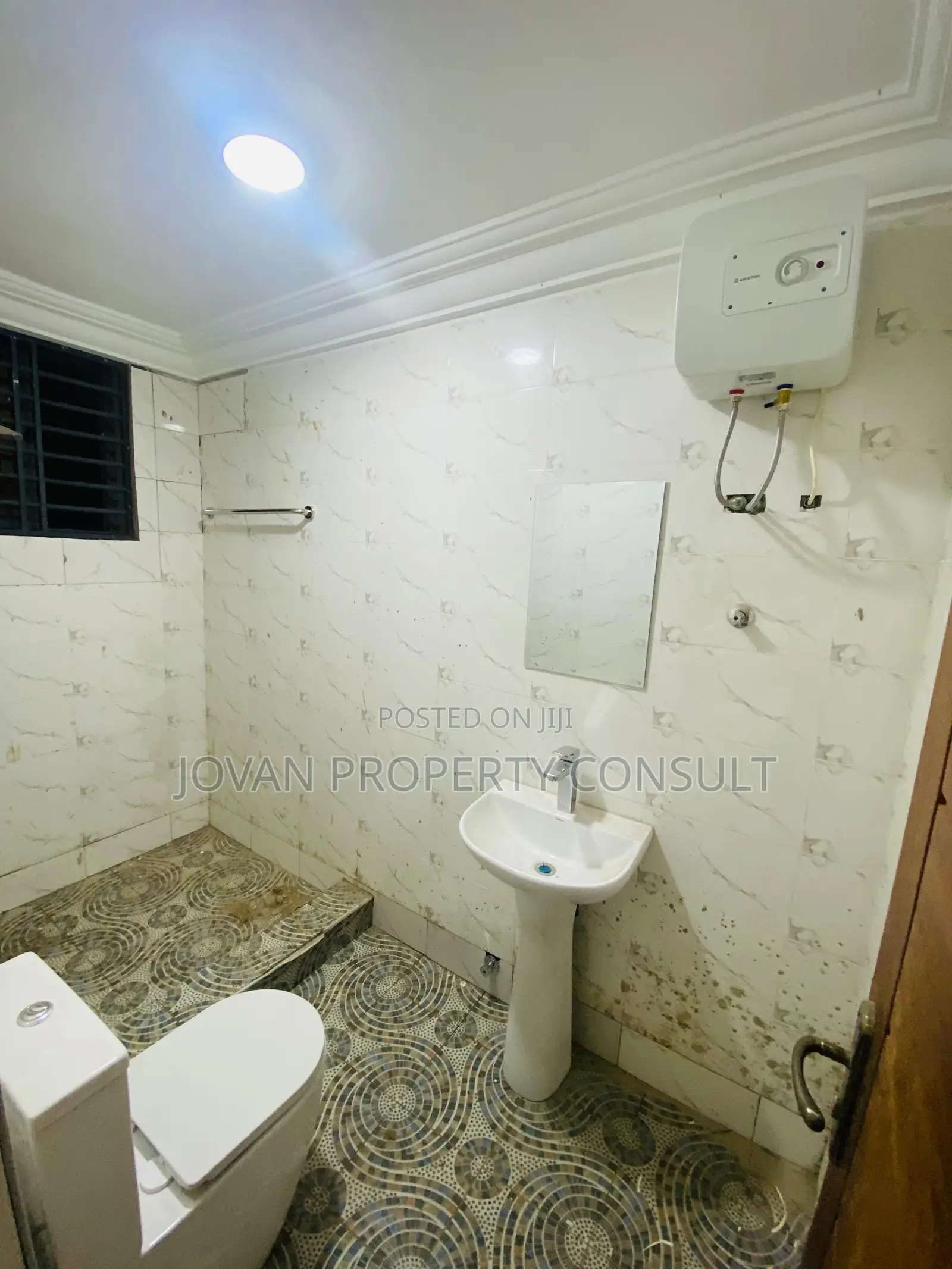 1bdrm House in Medina Upsa for rent in UPSA Area