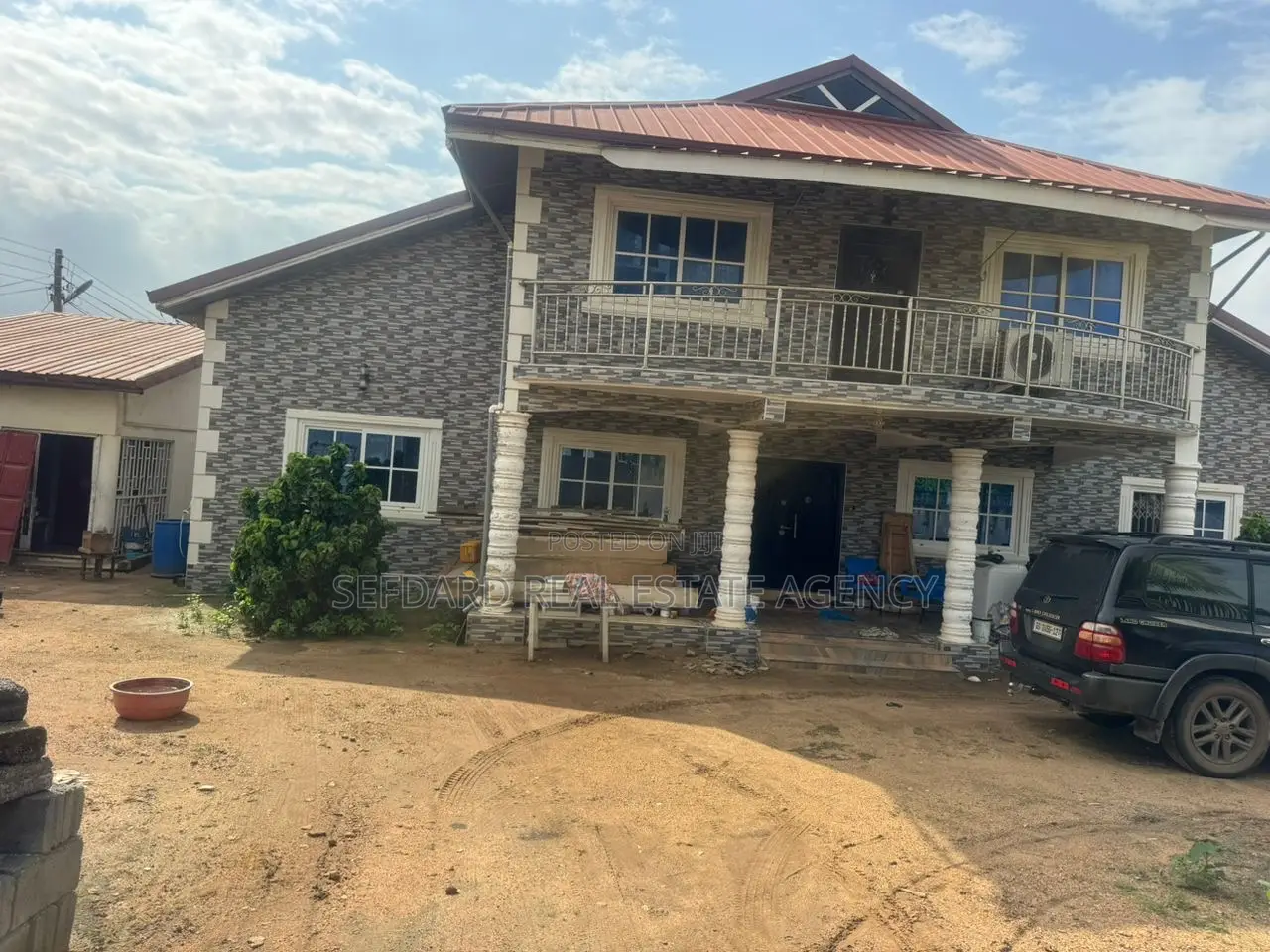 5bdrm House in Sefdard Properties, Ablekuma for sale in Ablekuma