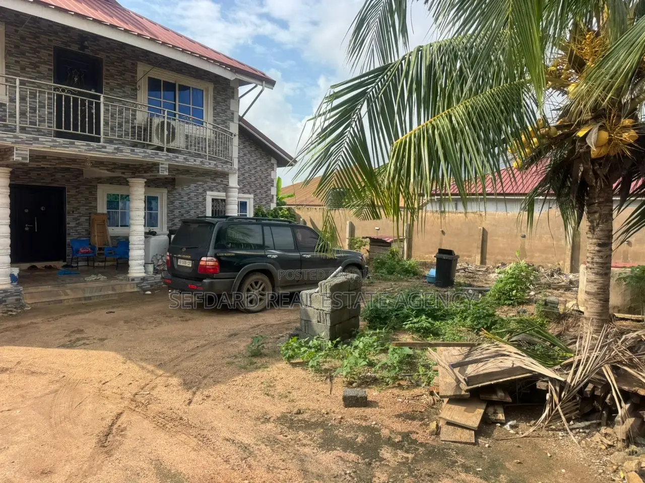 5bdrm House in Sefdard Properties, Ablekuma for sale in Ablekuma