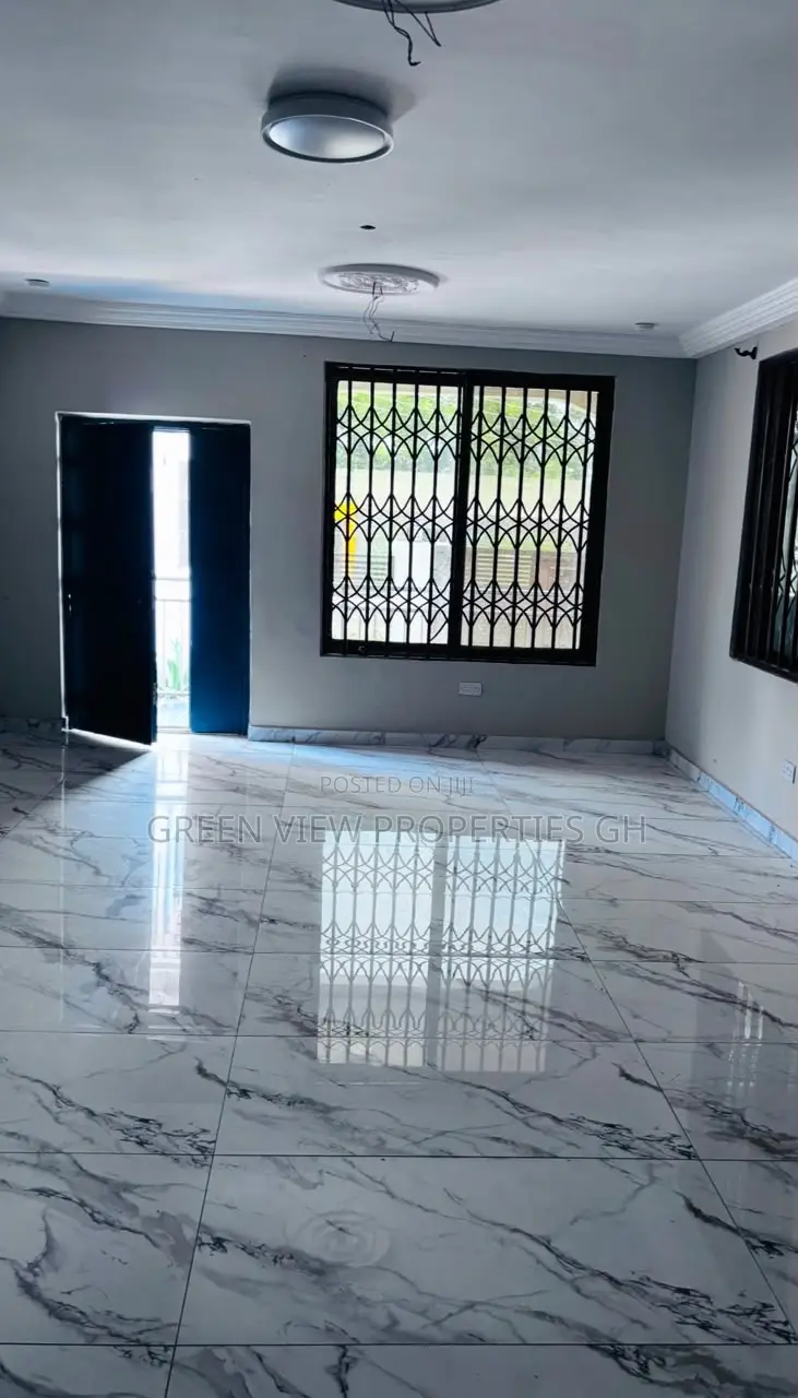 2bdrm Apartment in West Hills Mall Area for rent in West Hills Mall Area
