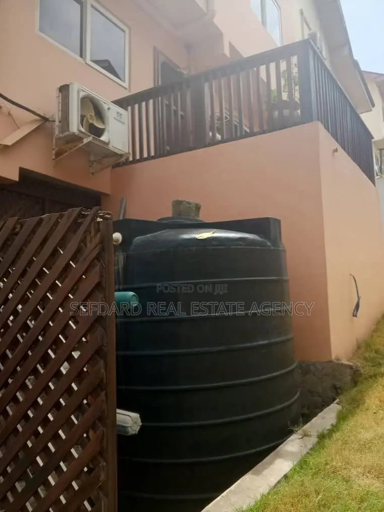 3bdrm Duplex in Sefdard Properties, Pokuase for rent in Pokuase
