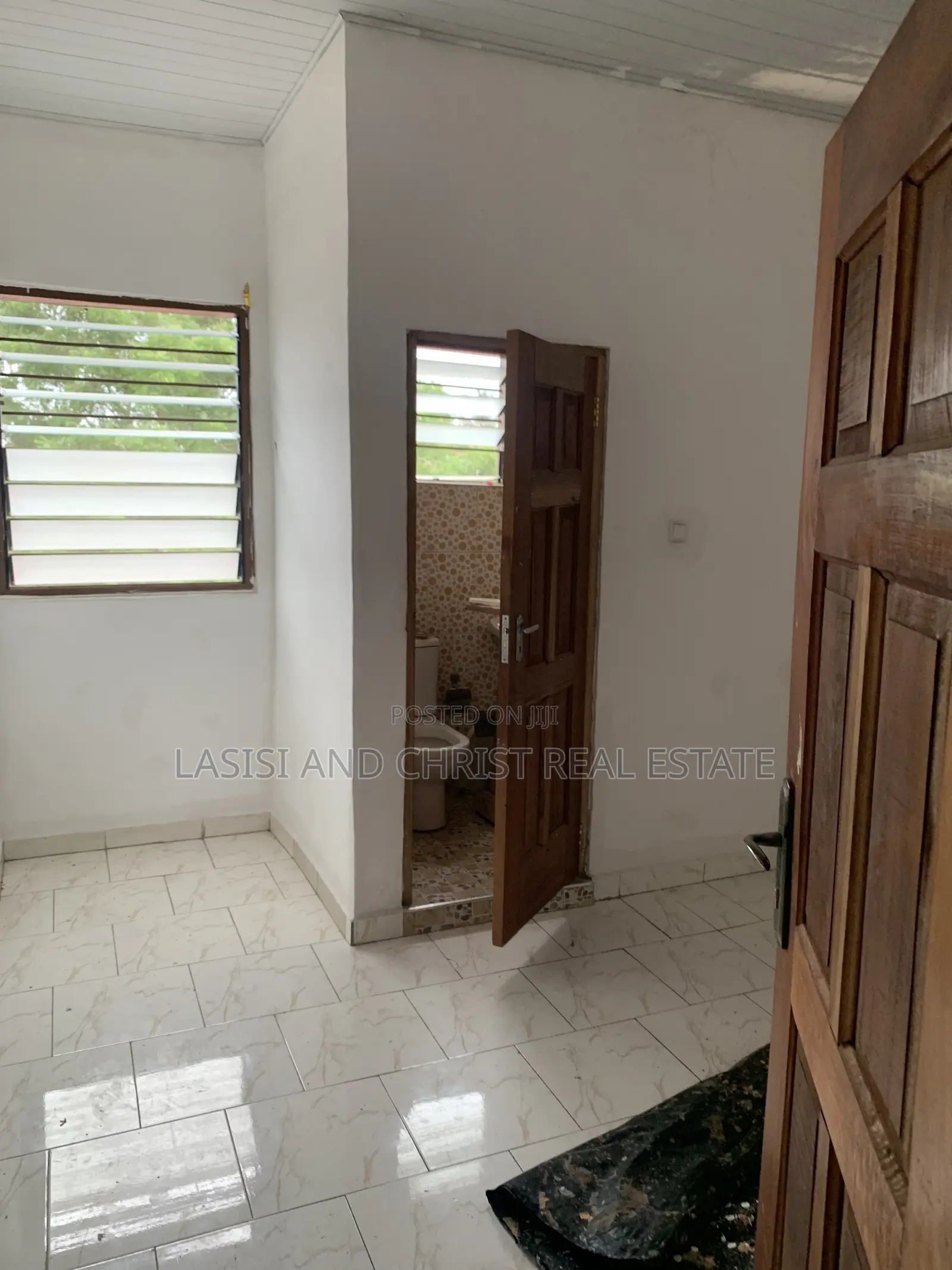 1bdrm Apartment in Lasisi And Christ, Amasaman for rent in Amasaman
