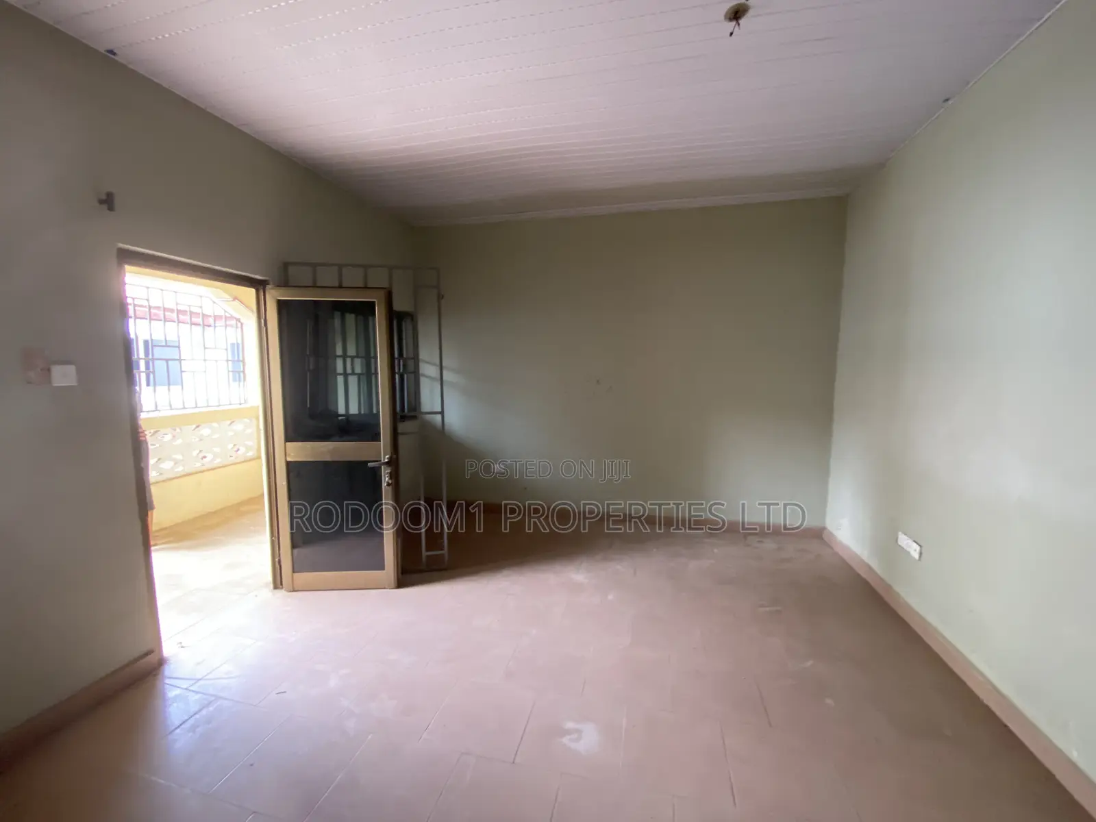 2bdrm Apartment in Ashomang for rent in Ashomang Estate