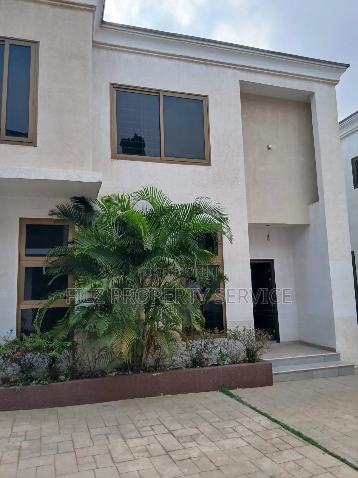 3bdrm House in Coca Cola Spintex for sale in Coca Cola