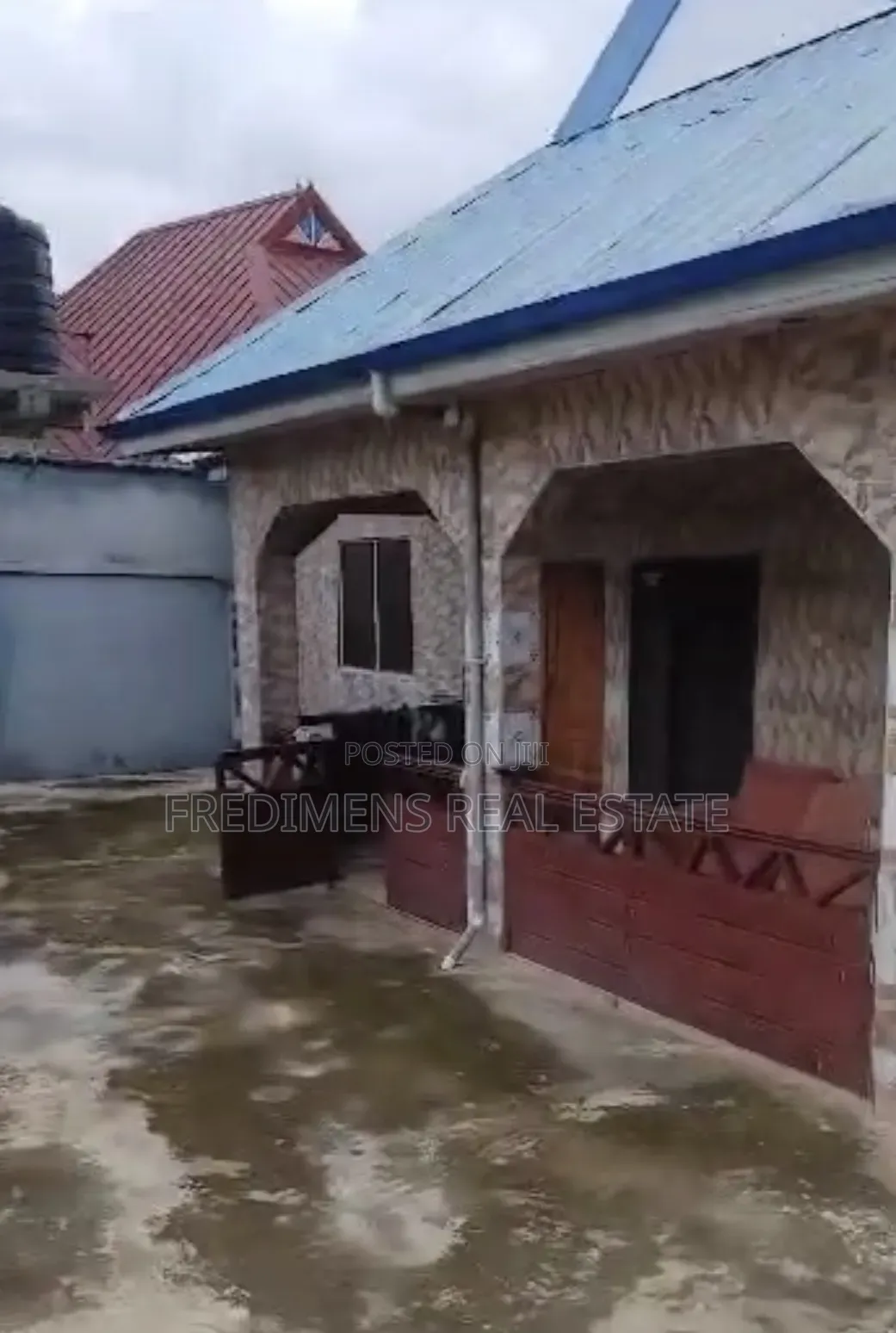 4bdrm House in Fredimens Real, Kumasi Metropolitan for sale in Kumasi Metropolitan