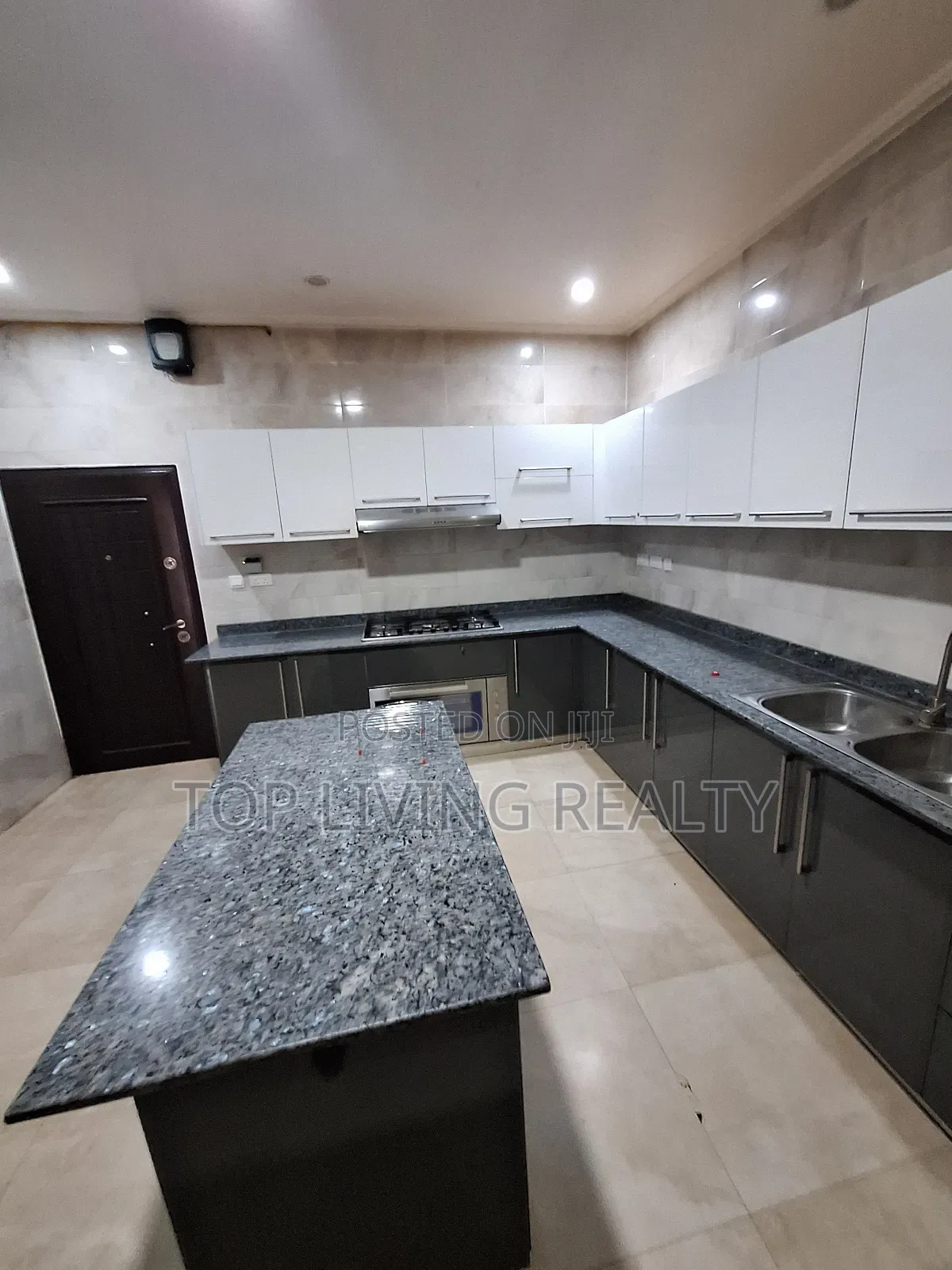 6bdrm House in Adjiringanor, Adjiriganor for rent in Adjiriganor