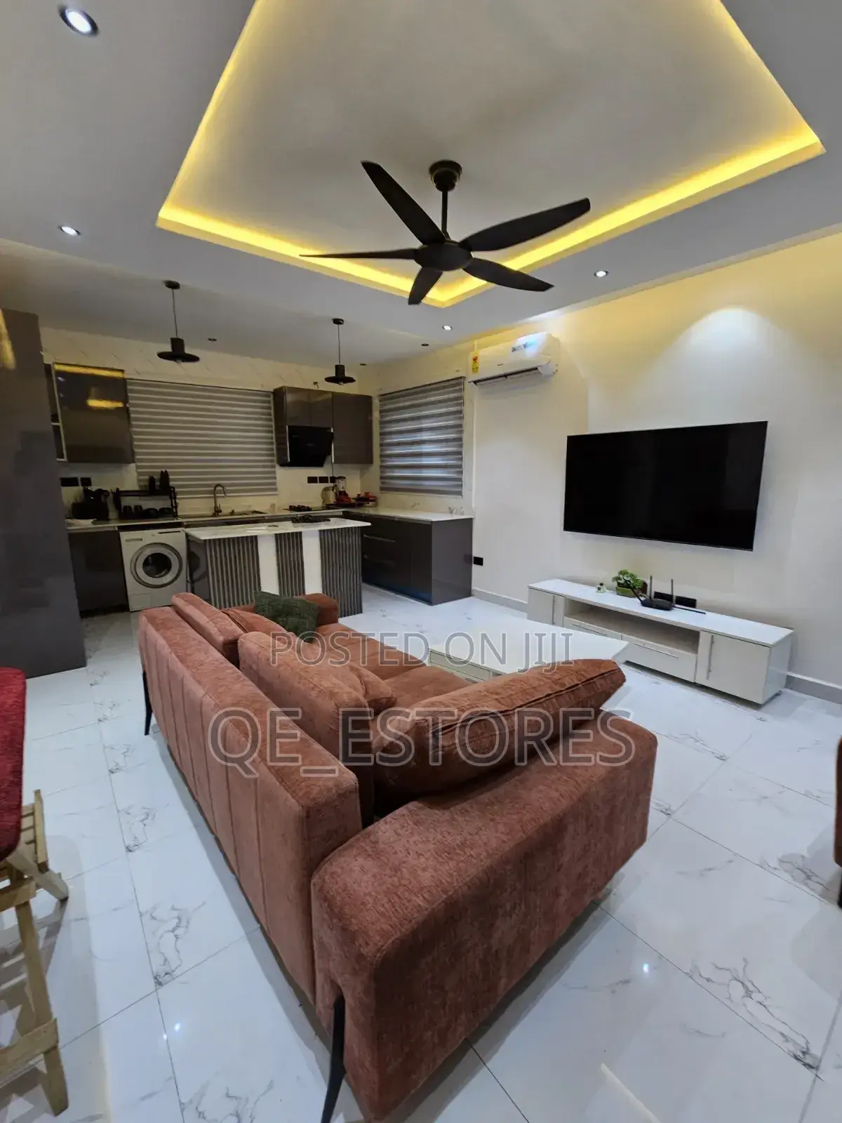 Luxury 2 -Bedroom Airbnb in Manet Junction