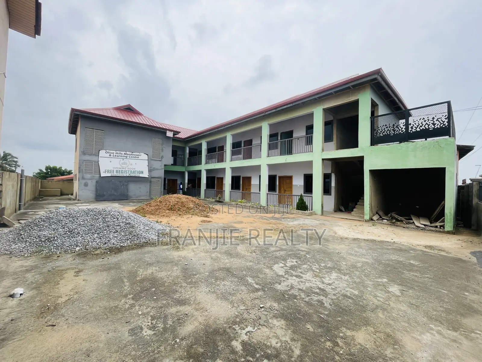 16bdrm House in Kasoa for sale in Kasoa