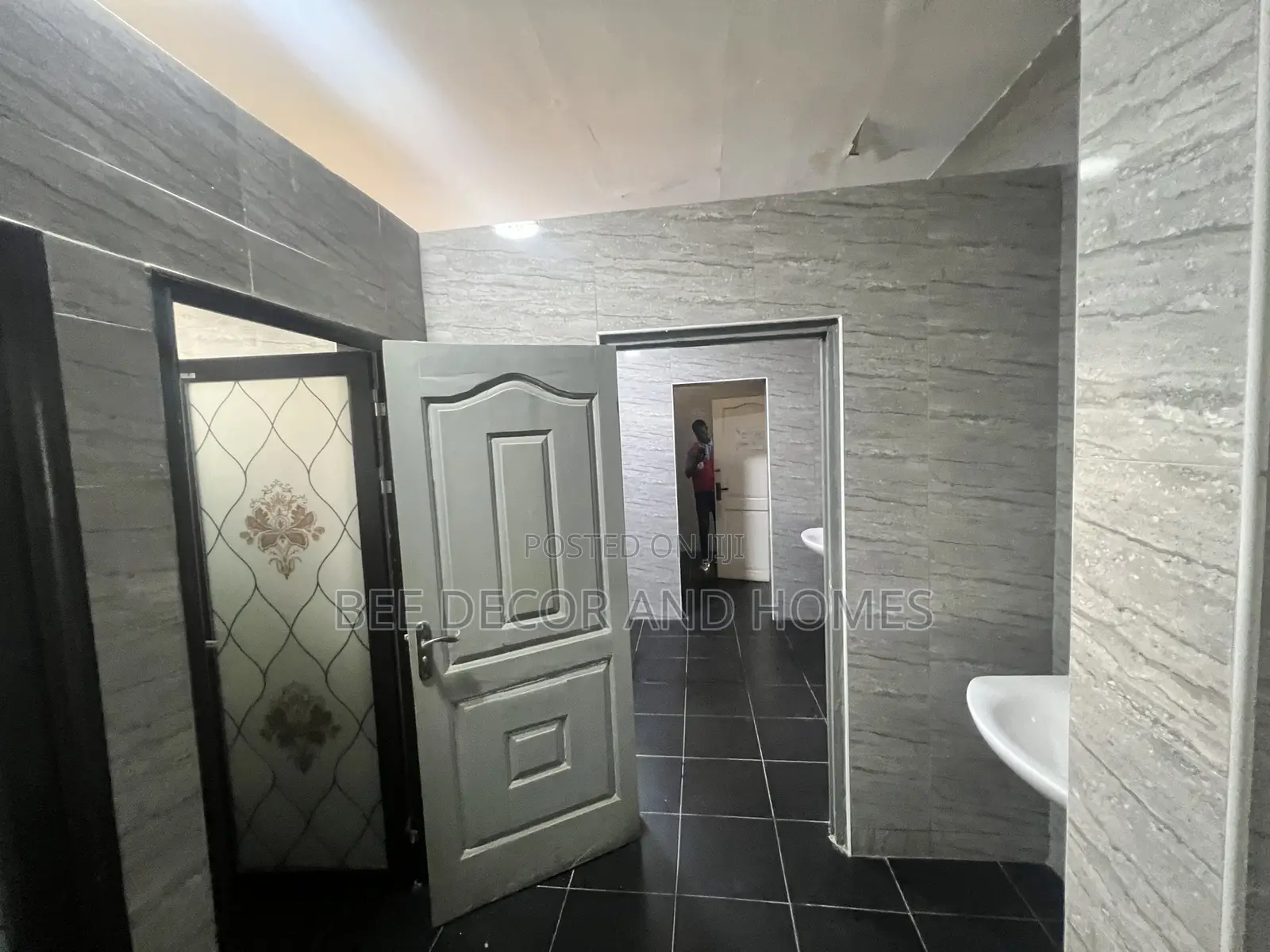 Big Place Suitable for Office in East Legon