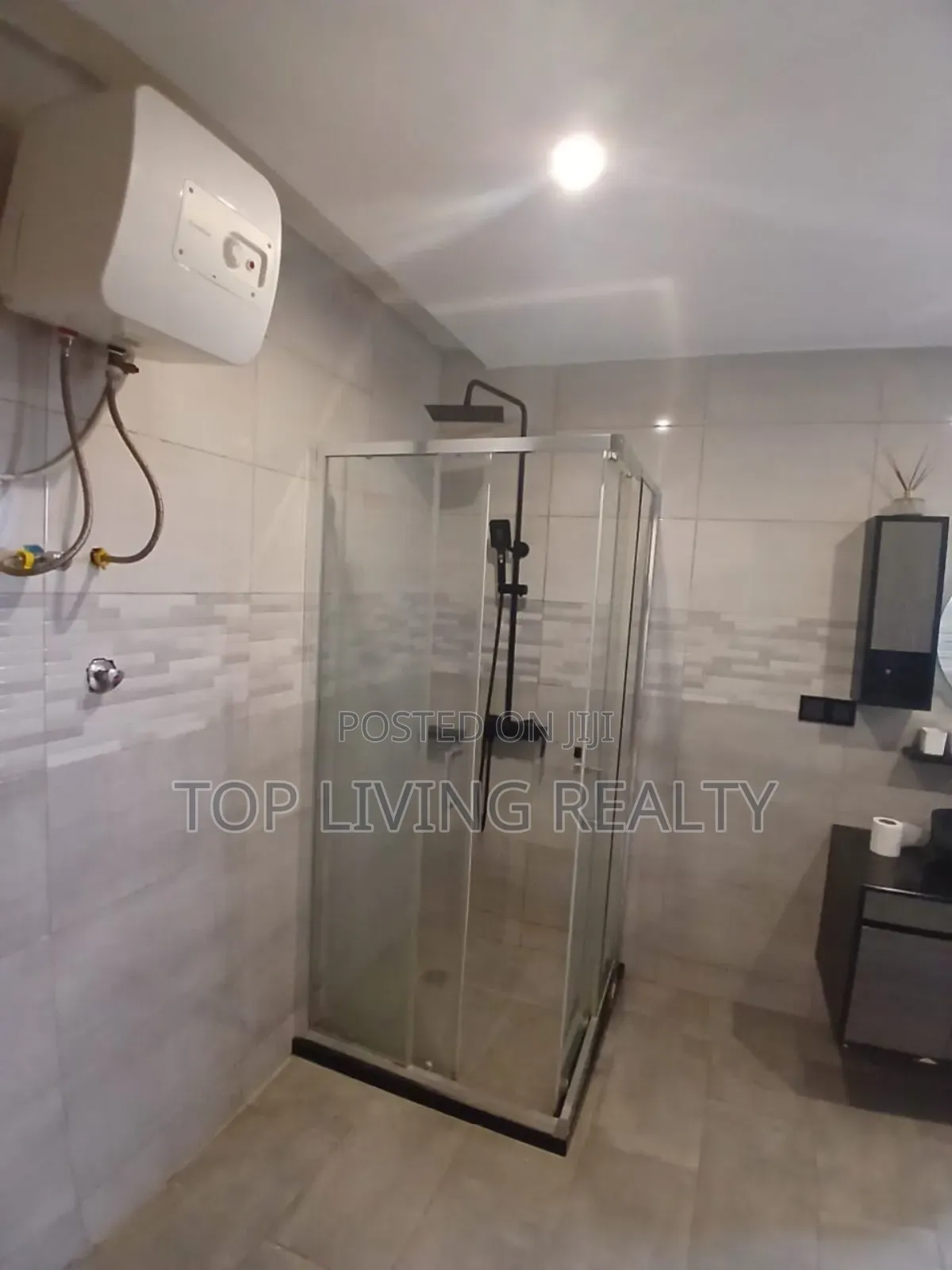 4bdrm Townhouse / Terrace in Legon Hills, Ashaley Botwe for rent in Ashaley Botwe