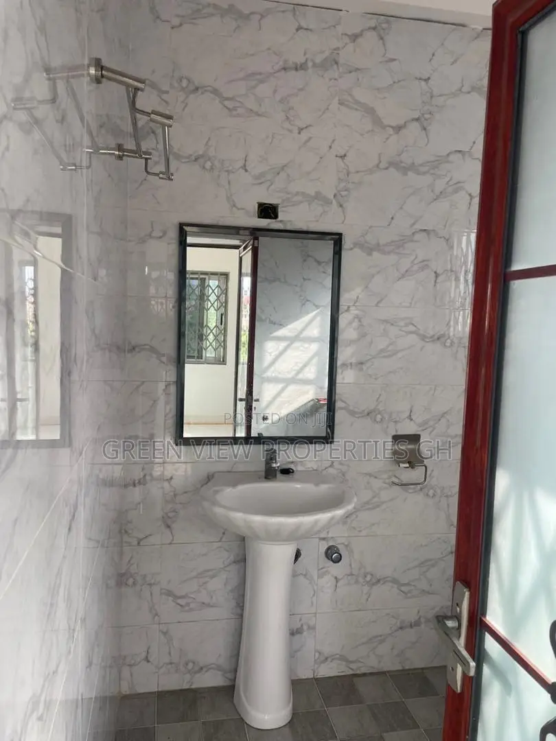 2bdrm Apartment in West Hills Mall Area for rent in West Hills Mall Area