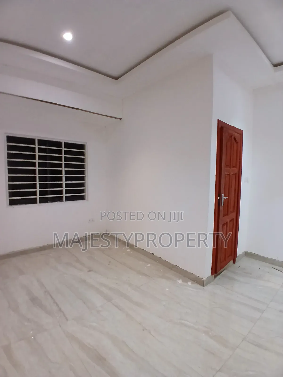 1bdrm Apartment in Batsona, Baatsona Total for rent in Baatsona Total