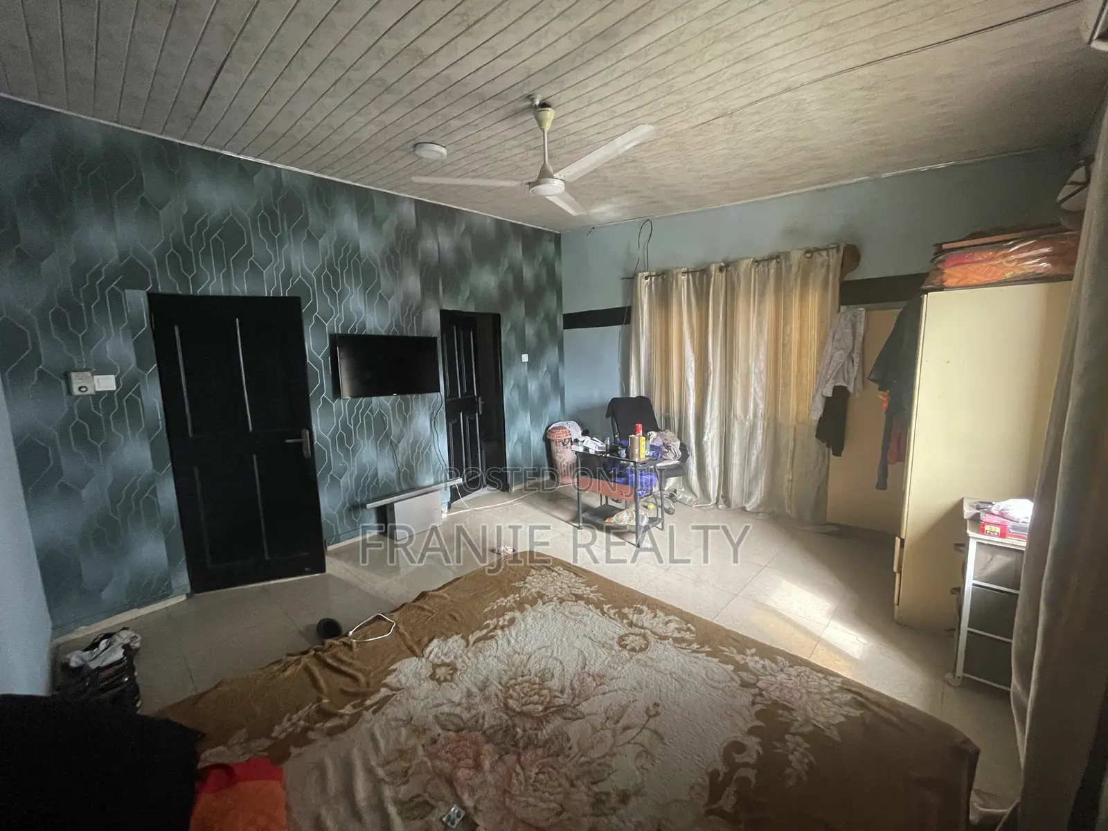 2bdrm Apartment in Franjie Realty, Lapaz for rent in Lapaz