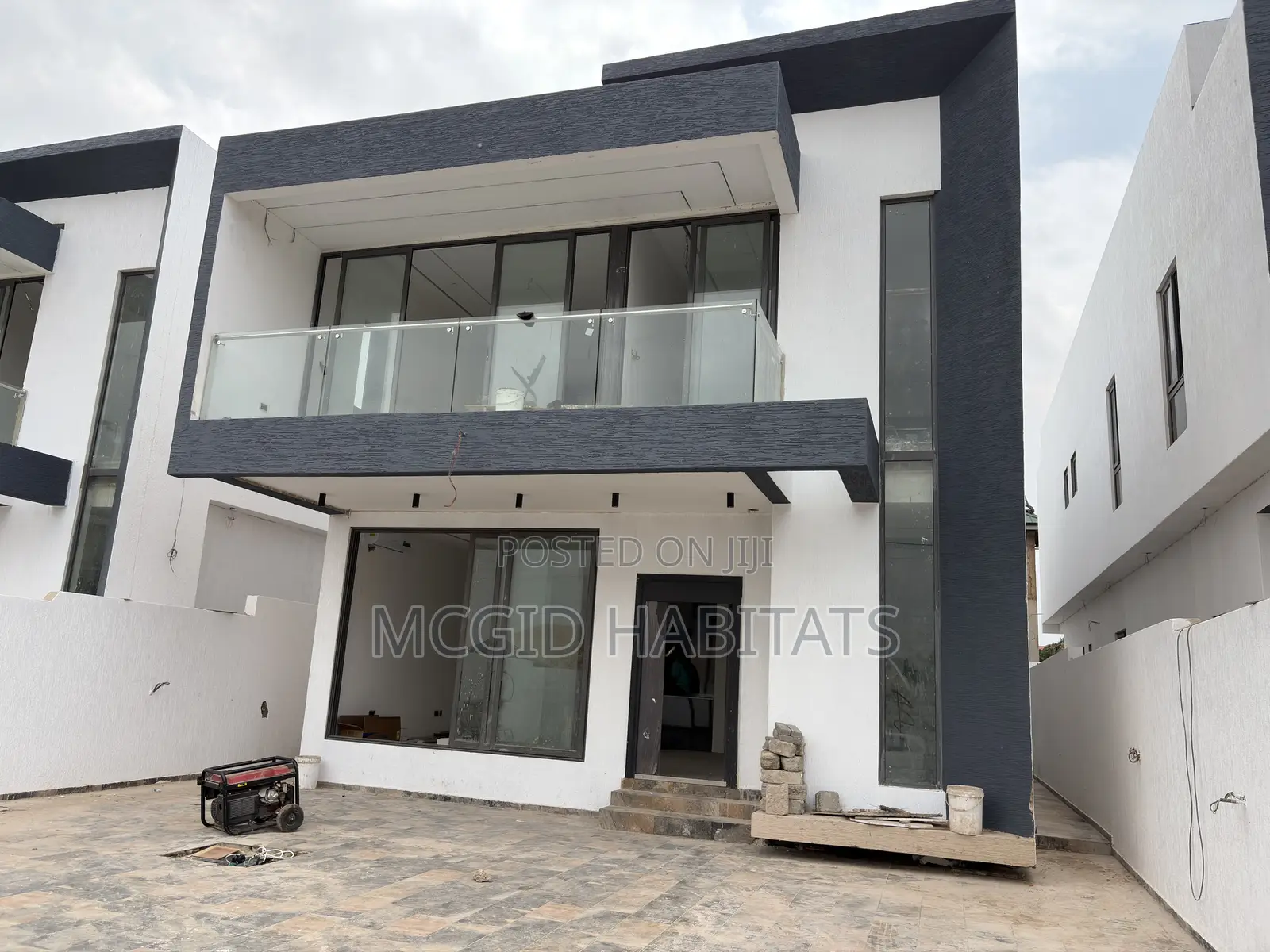 4bdrm House in Adenta for sale in Adenta