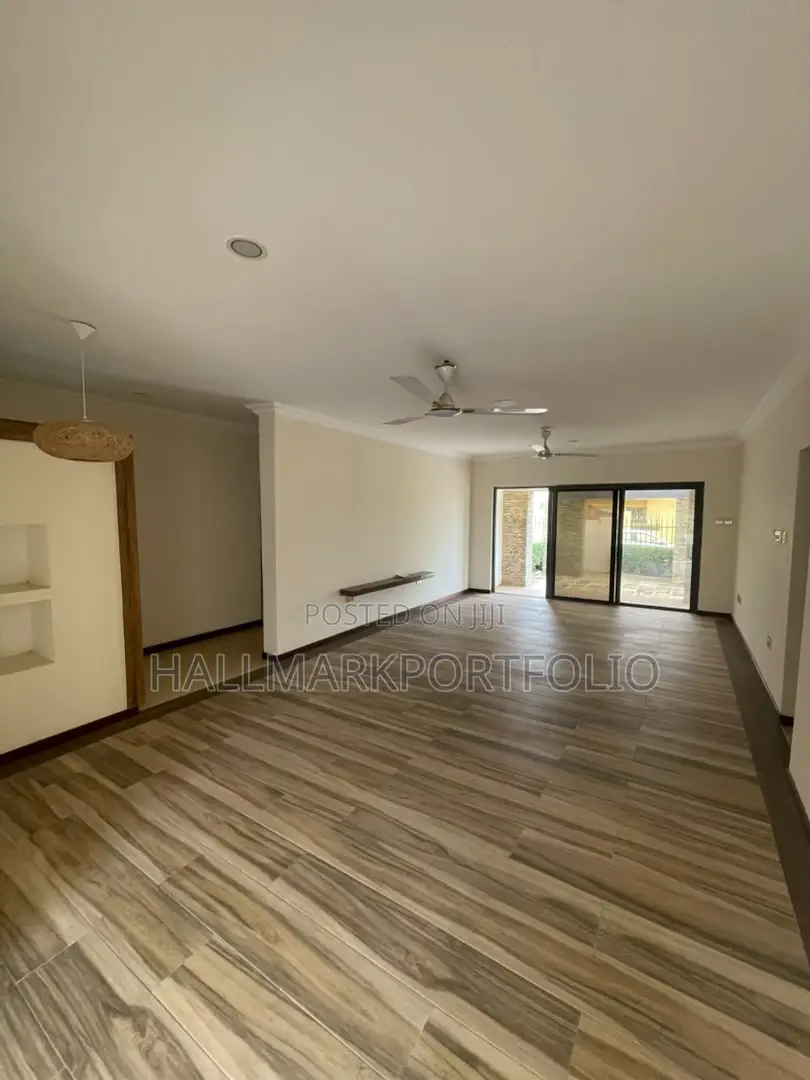 3bdrm House in Community 22, Tema Metropolitan for sale in Tema Metropolitan