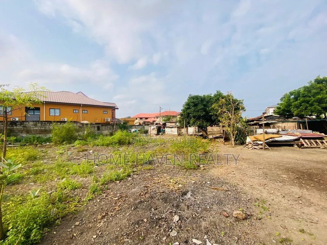 One ACRE of Land for Sale at Trassacco Adjiriganor in American House