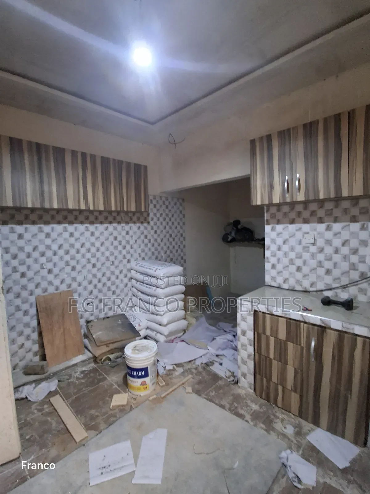 3bdrm Apartment in Kg Franco Properties, Baatsona Total for rent in Baatsona Total