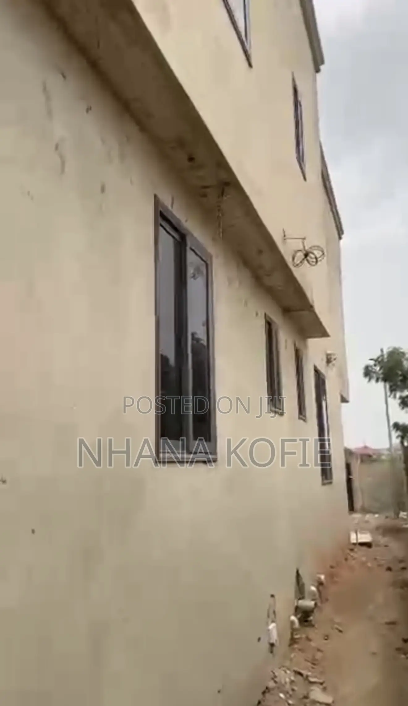 5bdrm House in East Legon for sale in East Legon