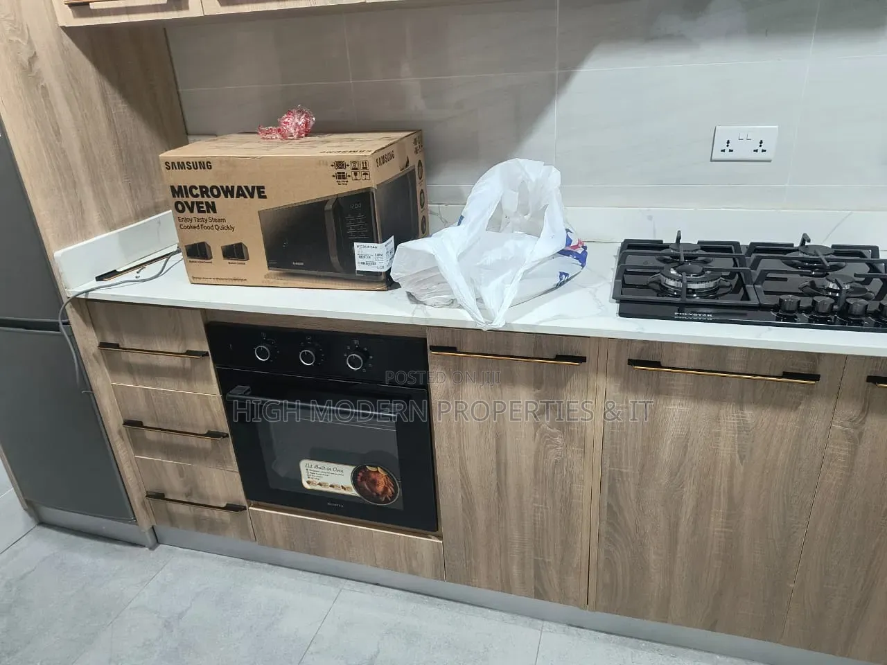 Furnished 1bdrm Apartment in Manet, New Town for rent in New Town
