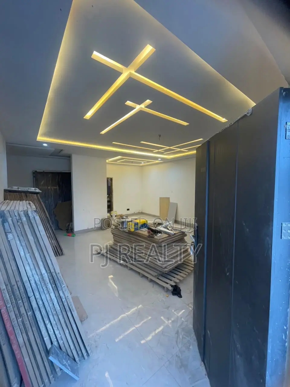 1bdrm Apartment in Adenta for rent in Adenta