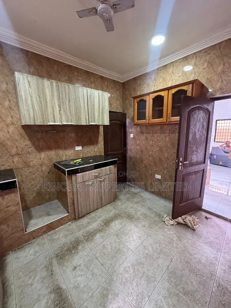 3bdrm Apartment in Kingsby, The Mall for rent in The Mall