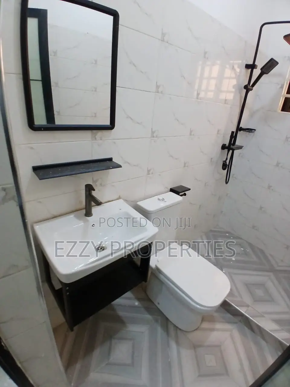 1bdrm Apartment in School Junction for rent in Ashaley Botwe