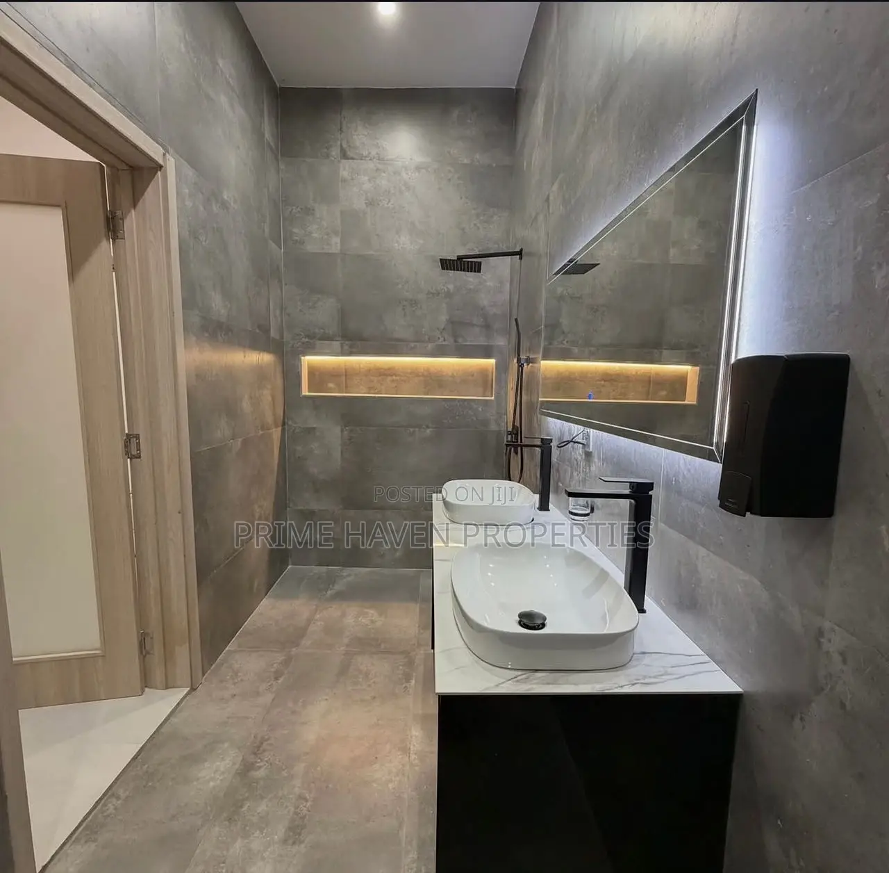3bdrm House in Spintex for sale in Spintex
