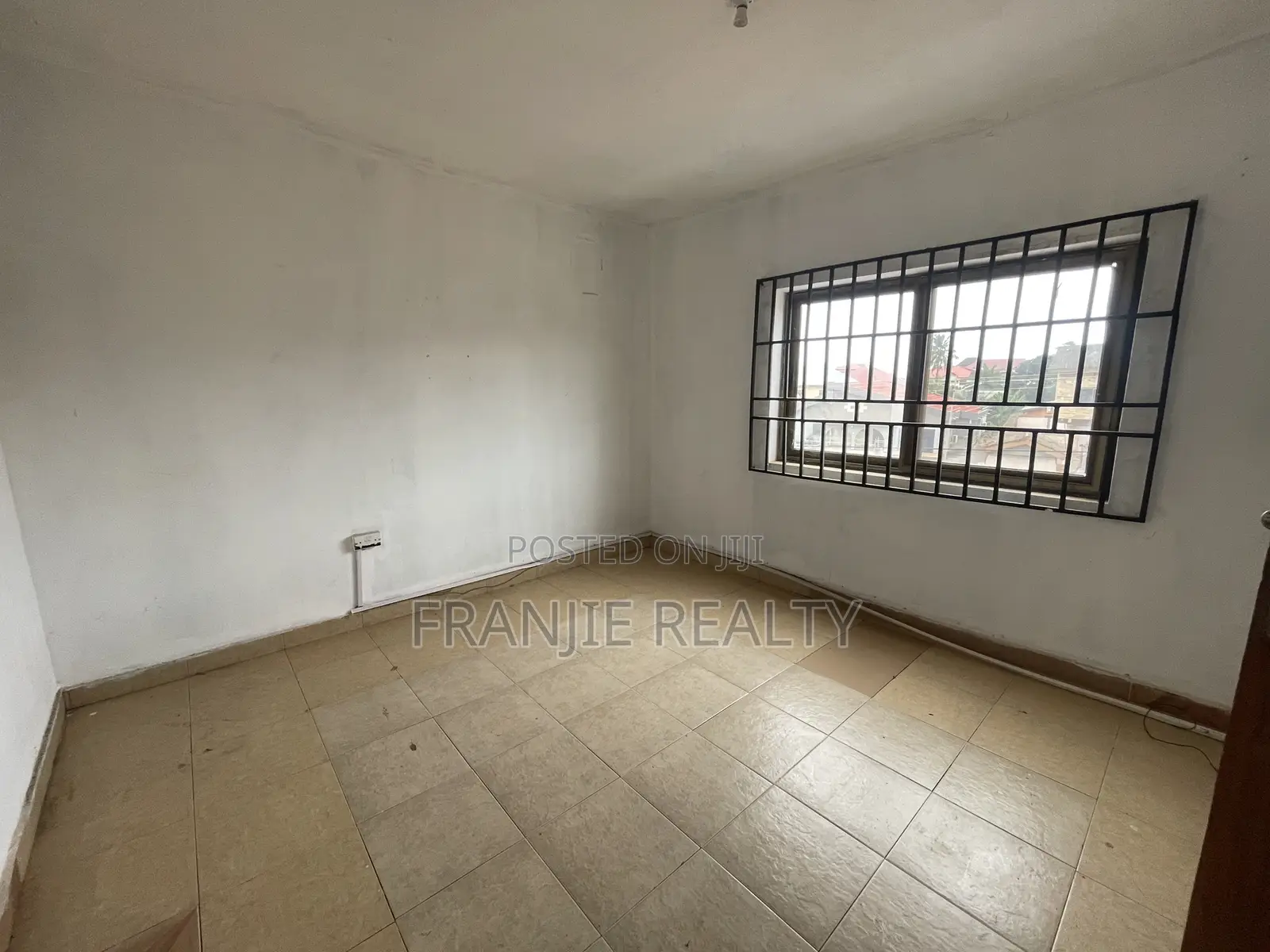 3bdrm Apartment in Franjie Realty, West Hills Mall Area for rent in West Hills Mall Area