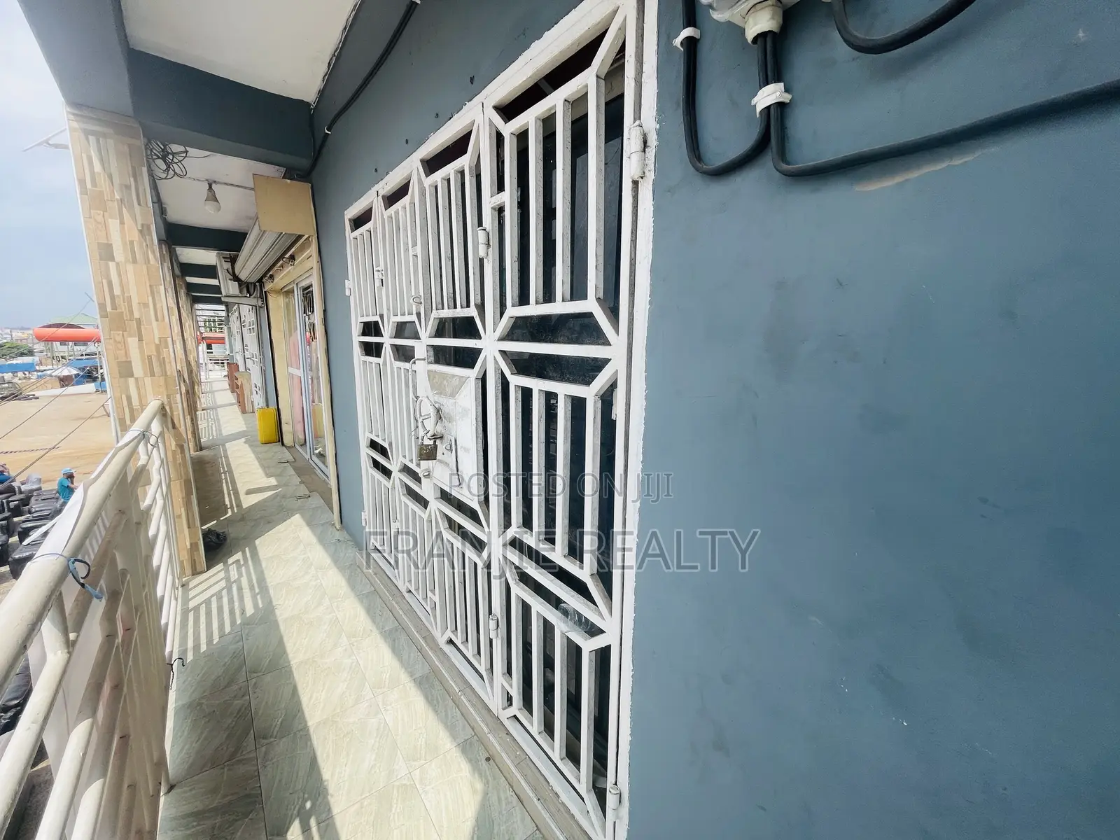 Store for Rent at Lapaz in Lapaz
