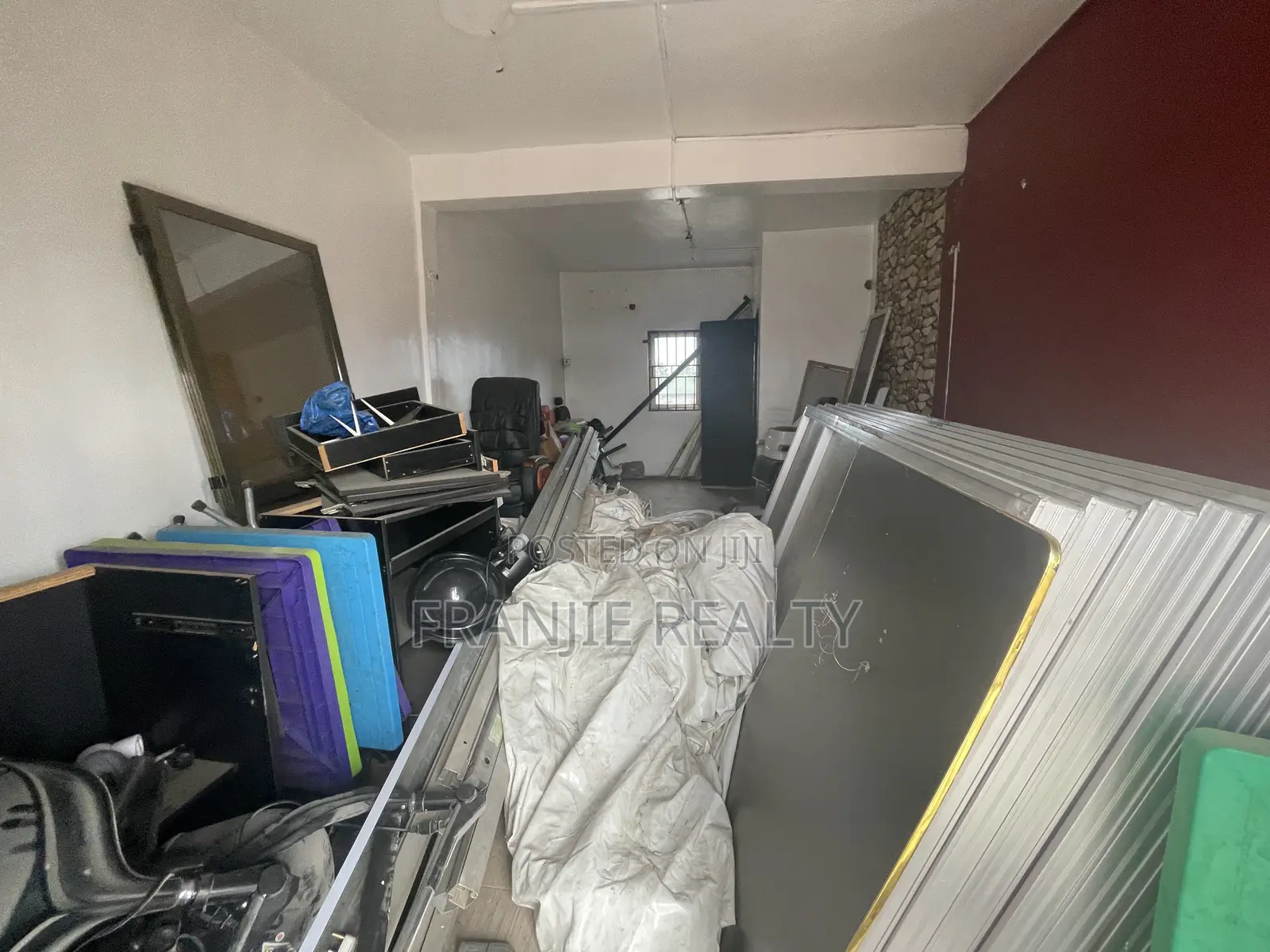 Store for Rent at Lapaz in Lapaz