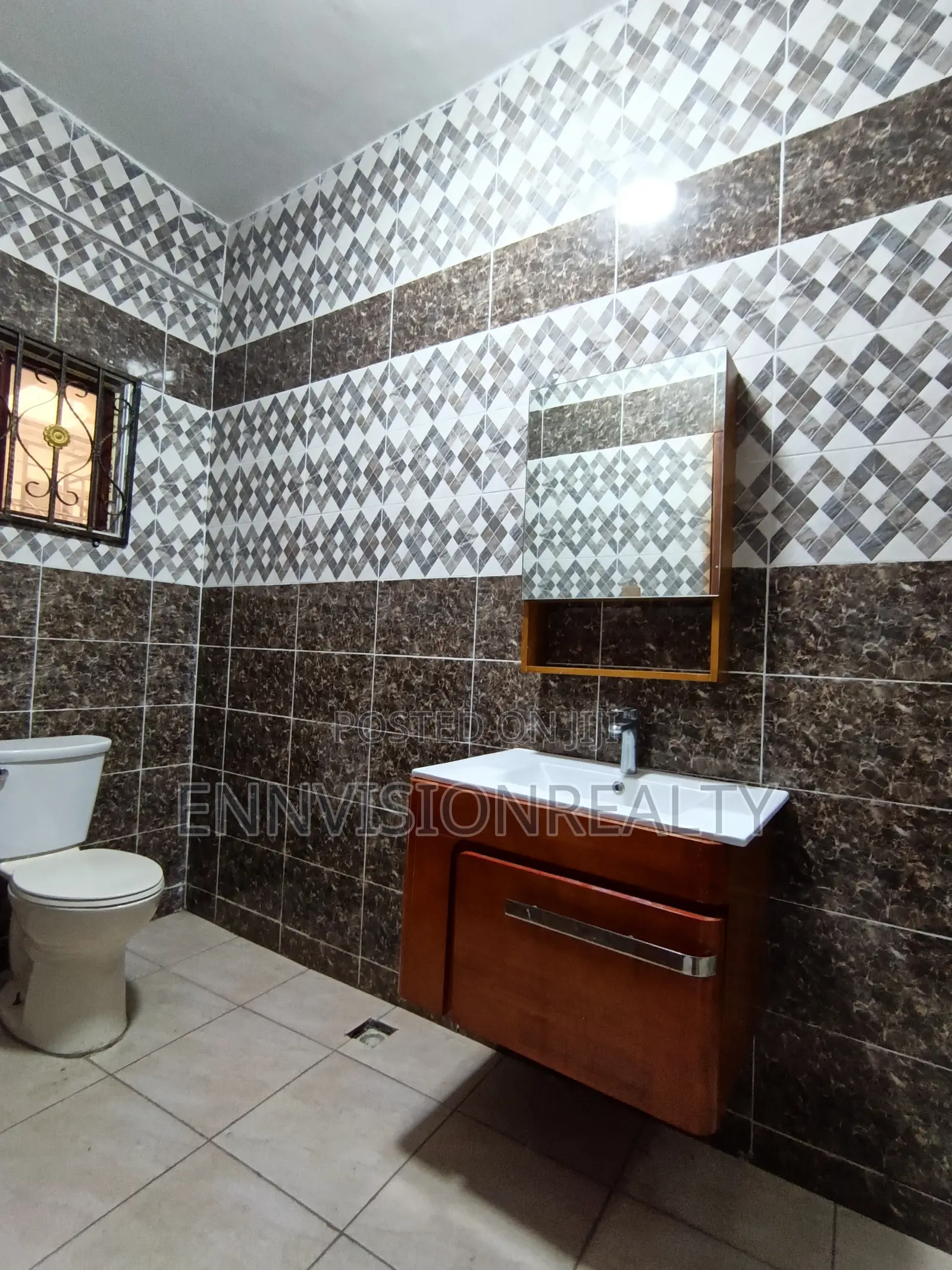 4bdrm Apartment in Accra Metropolitan for rent in Accra Metropolitan