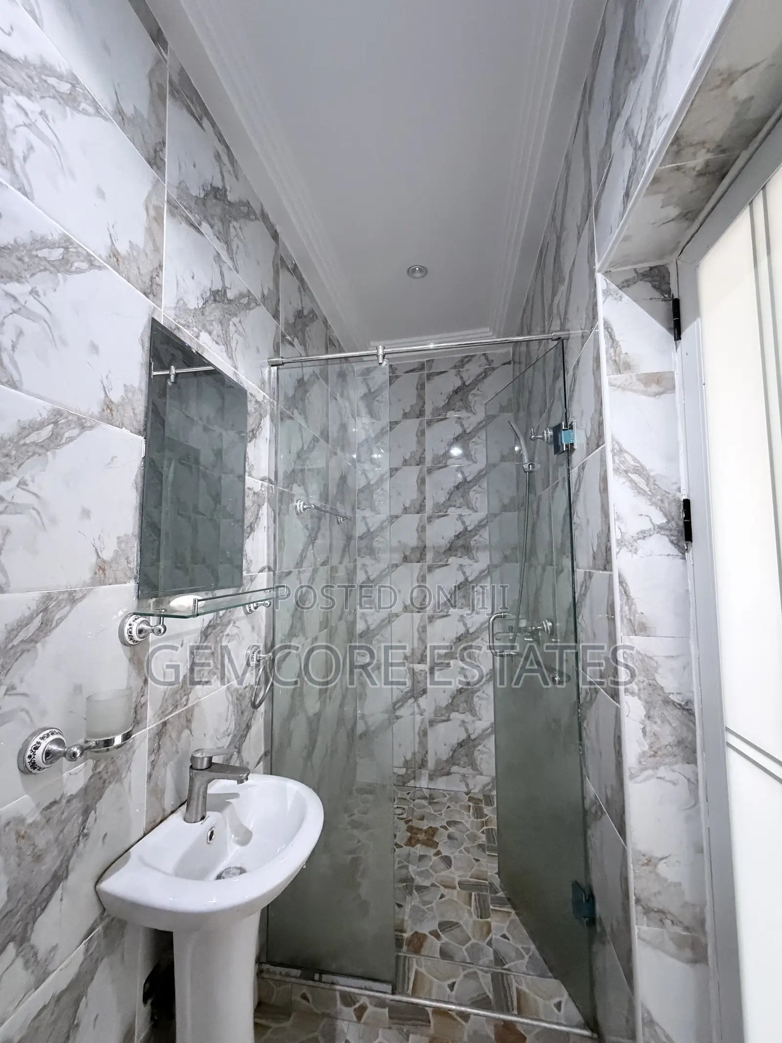 2bdrm Apartment in West Trasacco, Ashaley Botwe for rent in Ashaley Botwe