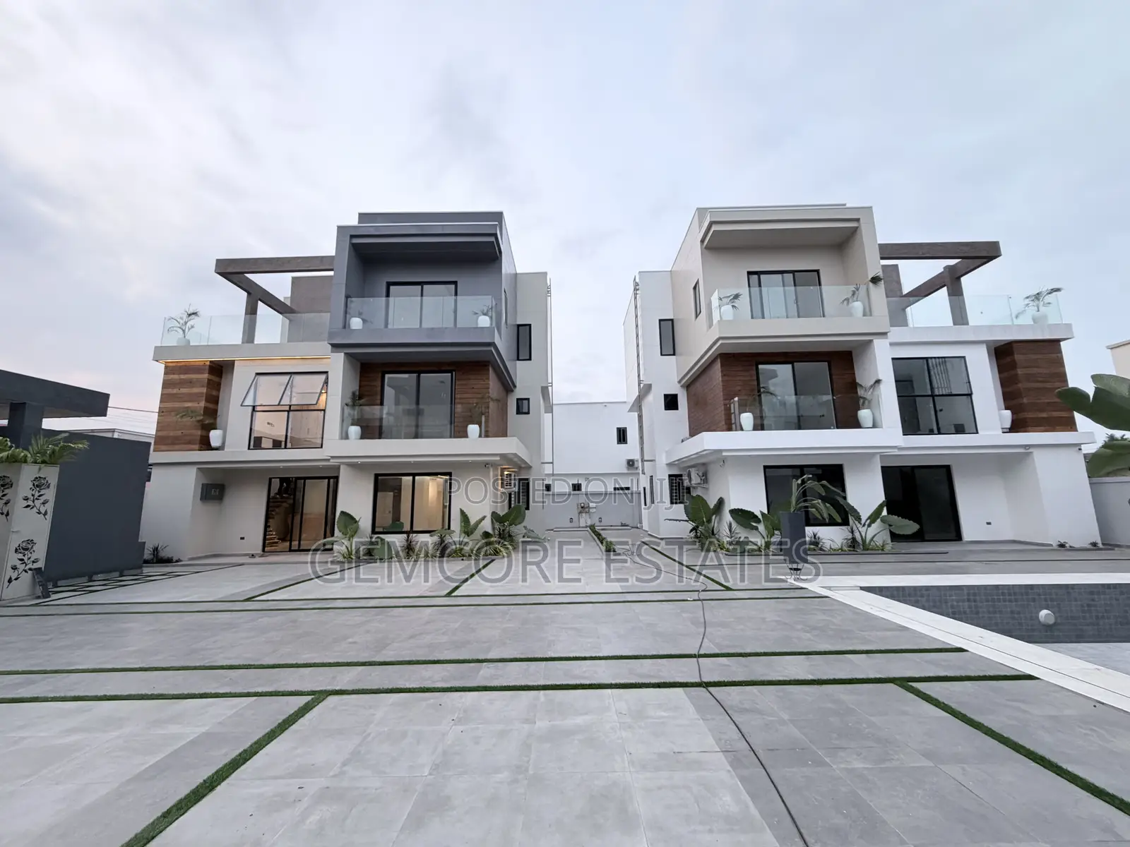 4bdrm Townhouse/Terrace in East Legon Hills, Ashaley Botwe for sale in Ashaley Botwe