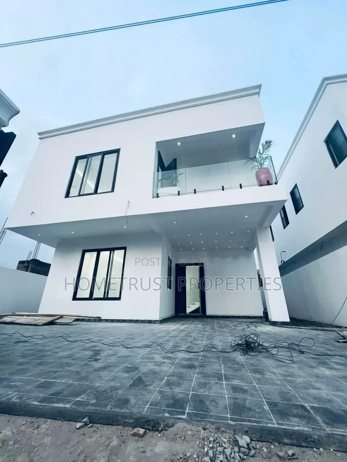 3bdrm Duplex in East Legon Trassaco, Boundary Road Area for sale in Boundary Road Area