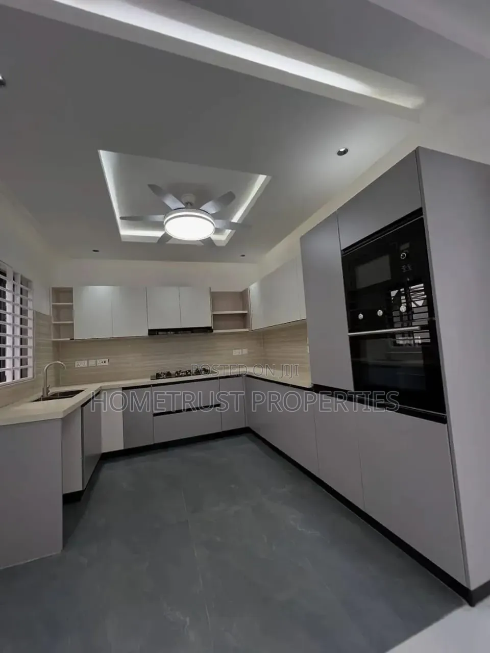 3bdrm Duplex in East Legon Trassaco, Boundary Road Area for sale in Boundary Road Area