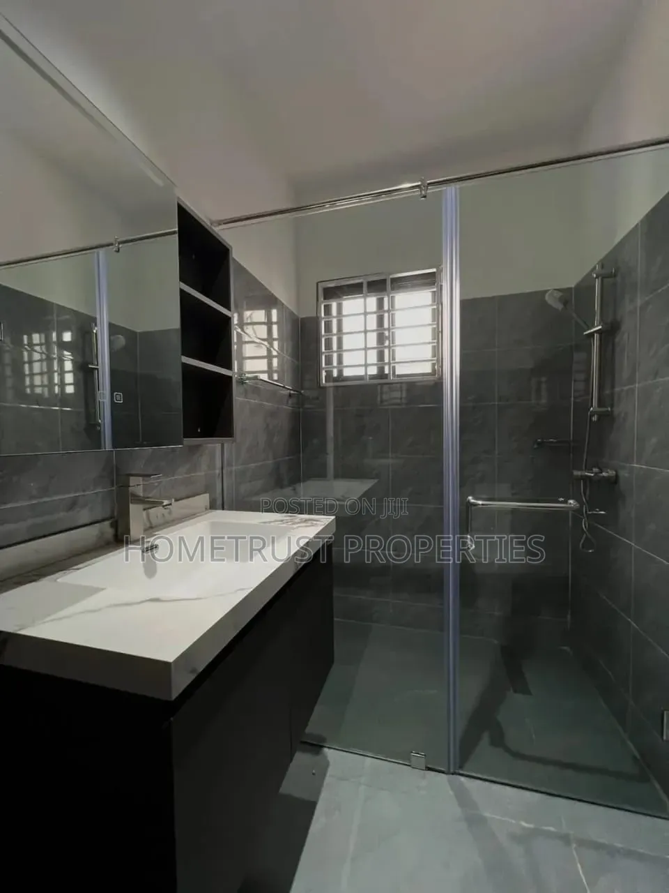 3bdrm Duplex in East Legon Trassaco, Boundary Road Area for sale in Boundary Road Area
